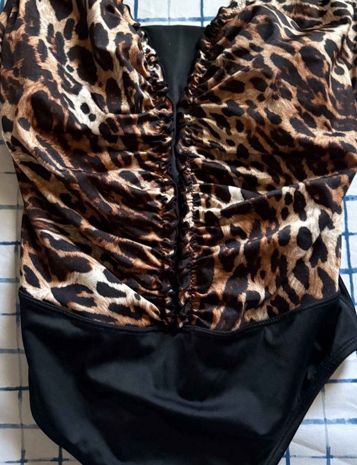 Longitude Leopard & Black Ruched Front One Piece Swimsuit Women’s Size 12