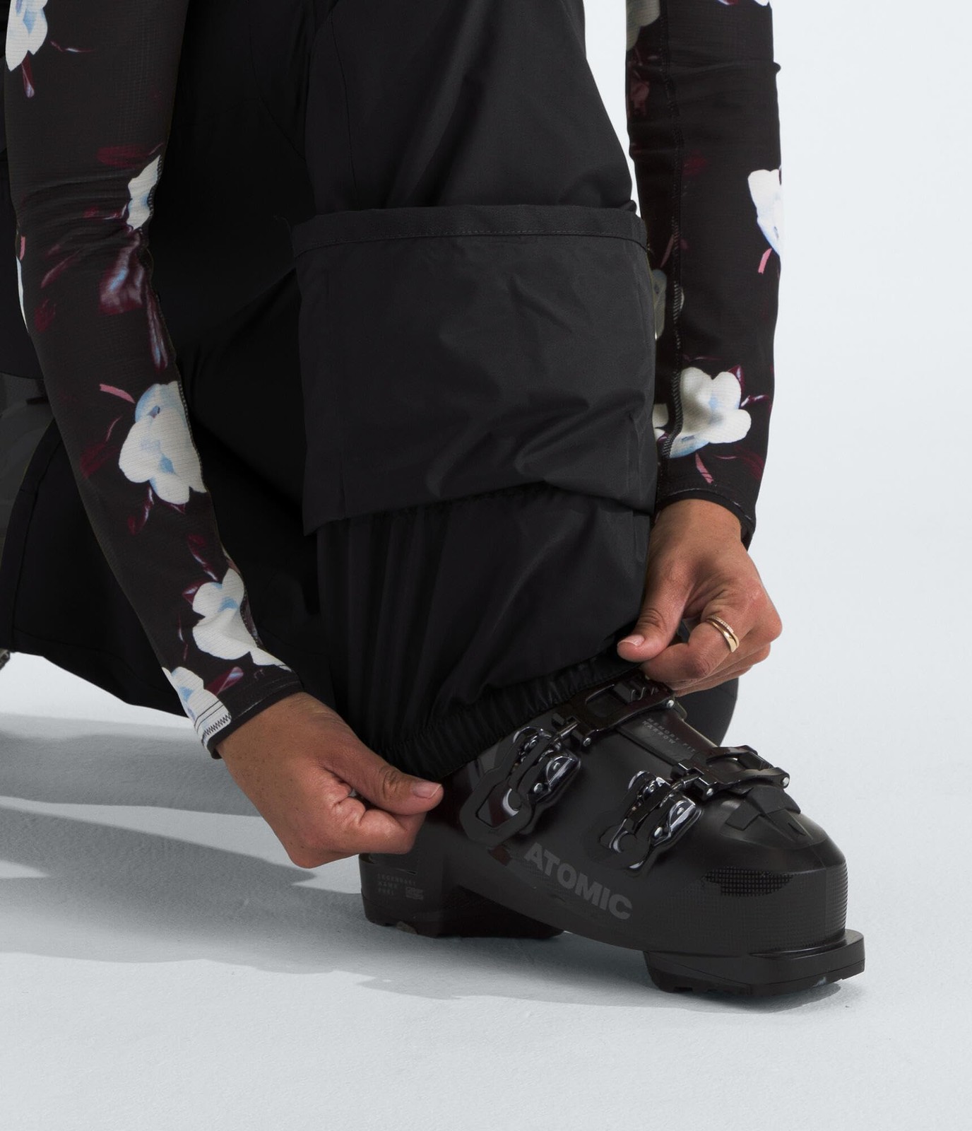 The North Face Women’s Freedom Bib (Standard & Plus Small, Tnf Black-npf