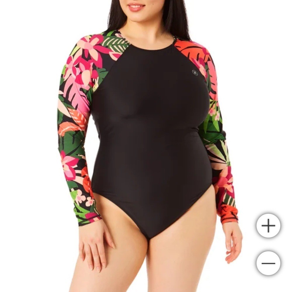 New Hurley Women’s Long Sleeve Swimsuit L