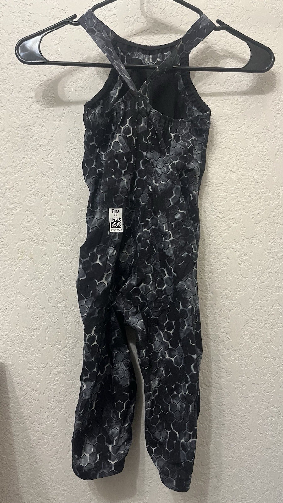 TYR Avictor 2.0 Closed Back Tech Suit Competitive Swimwear Size 27