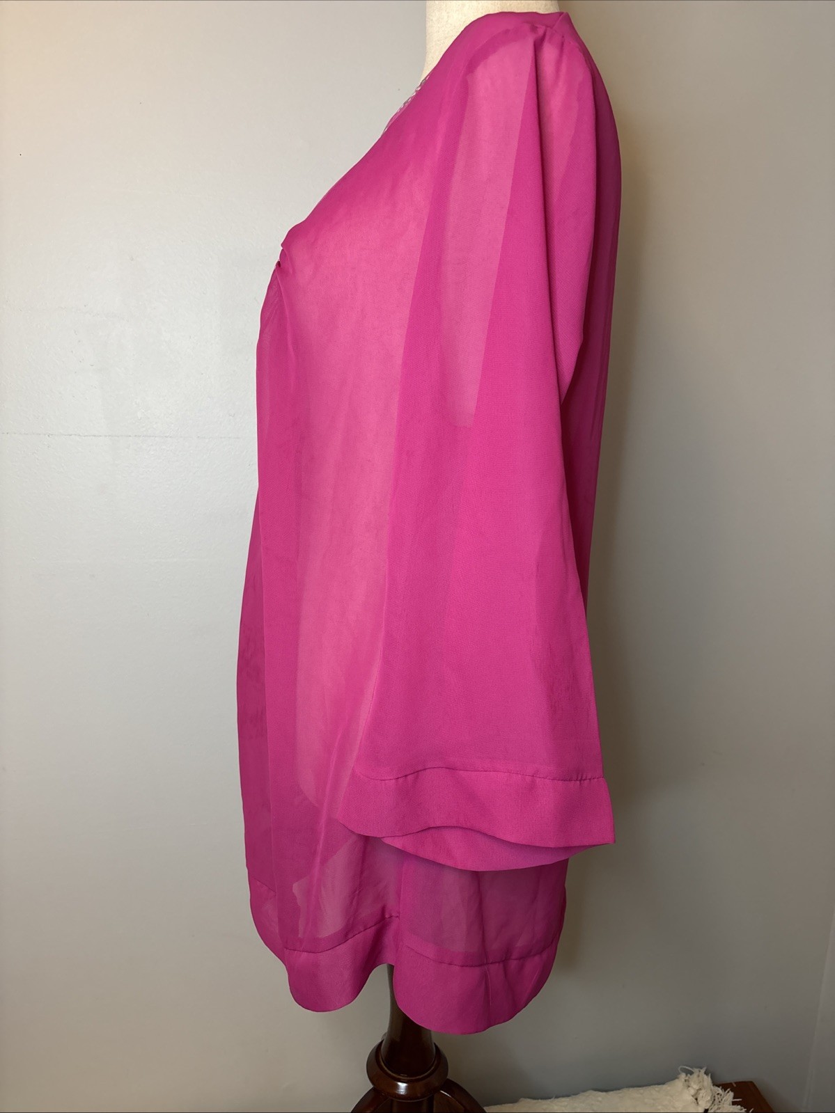 Catalina Fuchsia Swim Cover-Up Size 1X (16W) Preowned Polyester V Neck Sheet