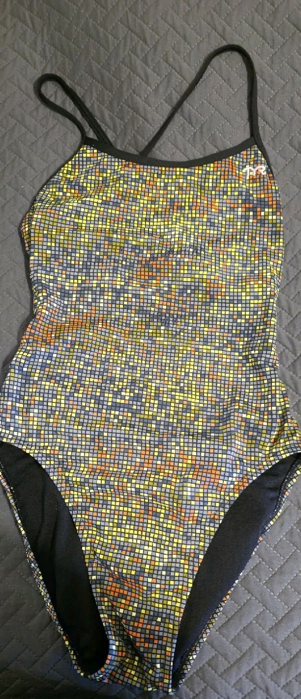 TYR Atomic diamondfit, Womens 36, Black, Green, Orange,chartruce Green, Yellow