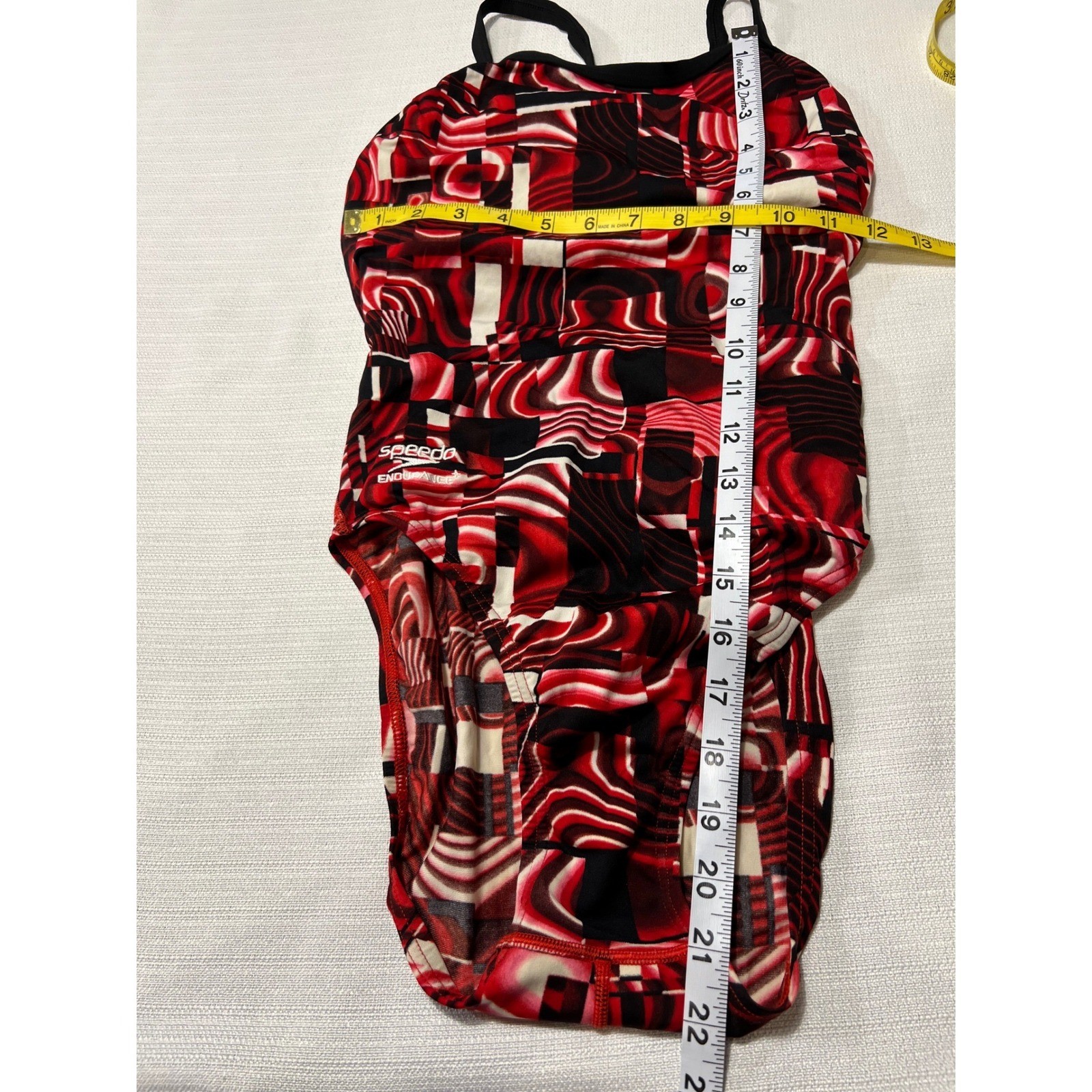 Speedo Endurance+ Womens 32 One Piece Swimsuit Red Black Swirl Geometric Cutout