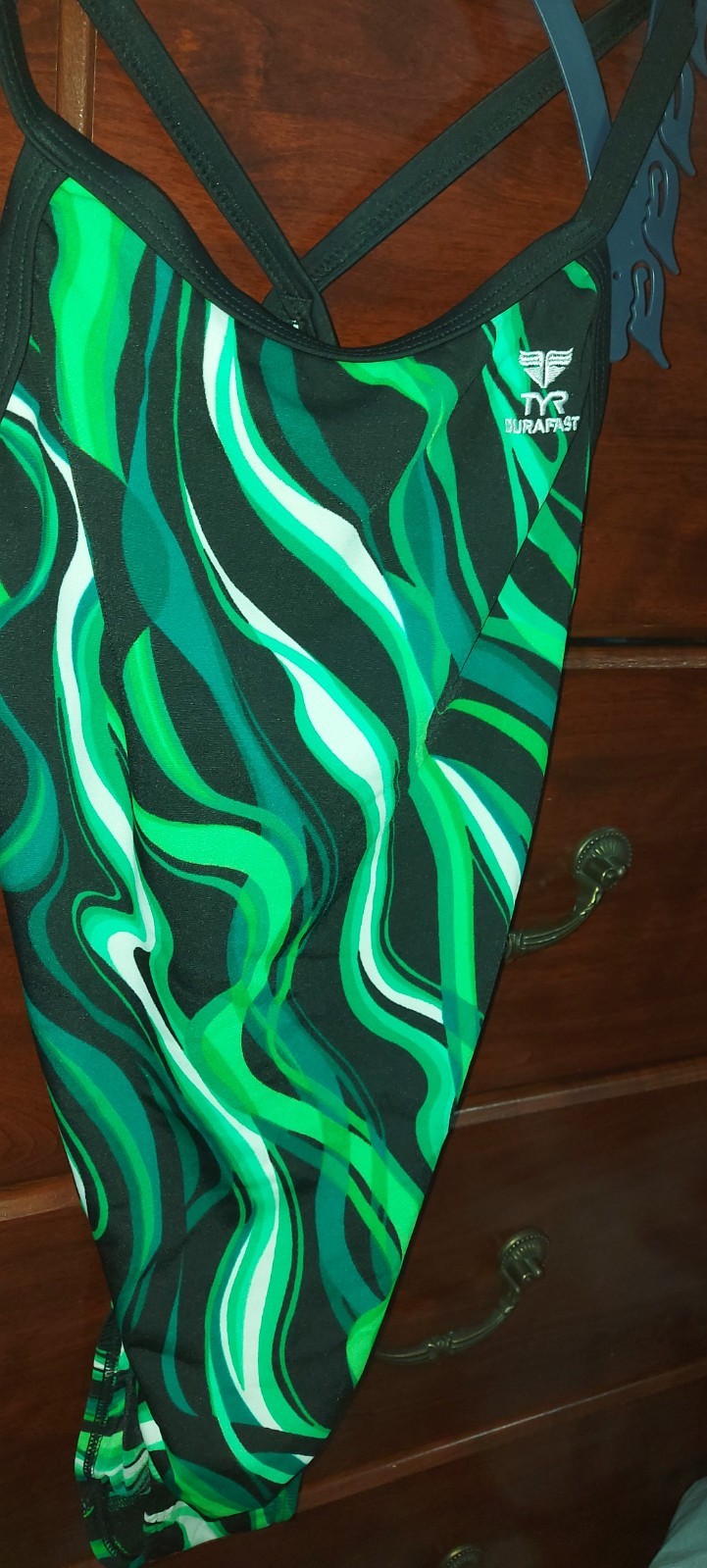 TYR-SWIMSUIT BLACK AND GREEN – NEW NO TAGS- S34 – BODY & LINING 100% POLYESTER