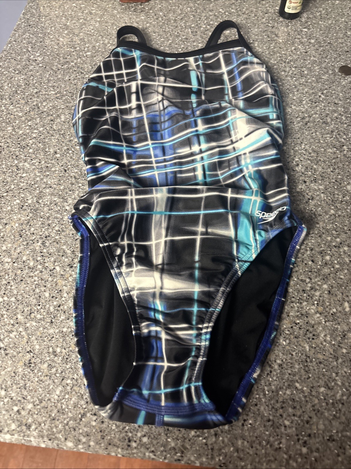 Girls/Women’s Swimming One Piece Swimsuits.. sz 26 nwt endurance/3 sz 28 Euc/lot