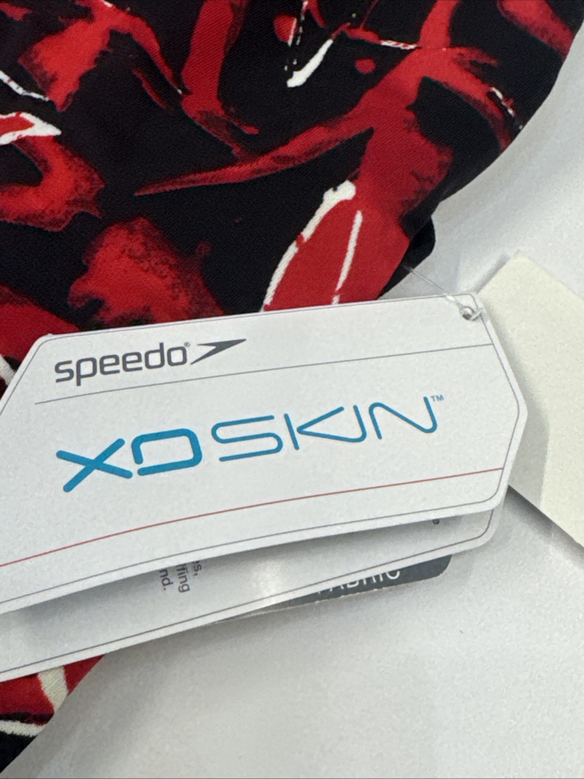 Speedo XD Skin Womens Endurance Swimsuit One Piece Strap Back 10/36 Red Flowers