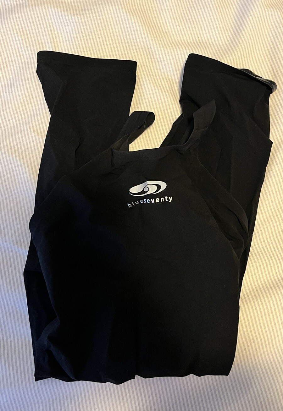 Women’s Blue Seventy Nero TX Women’s Kneeskin Tech Suit Size W20 Black