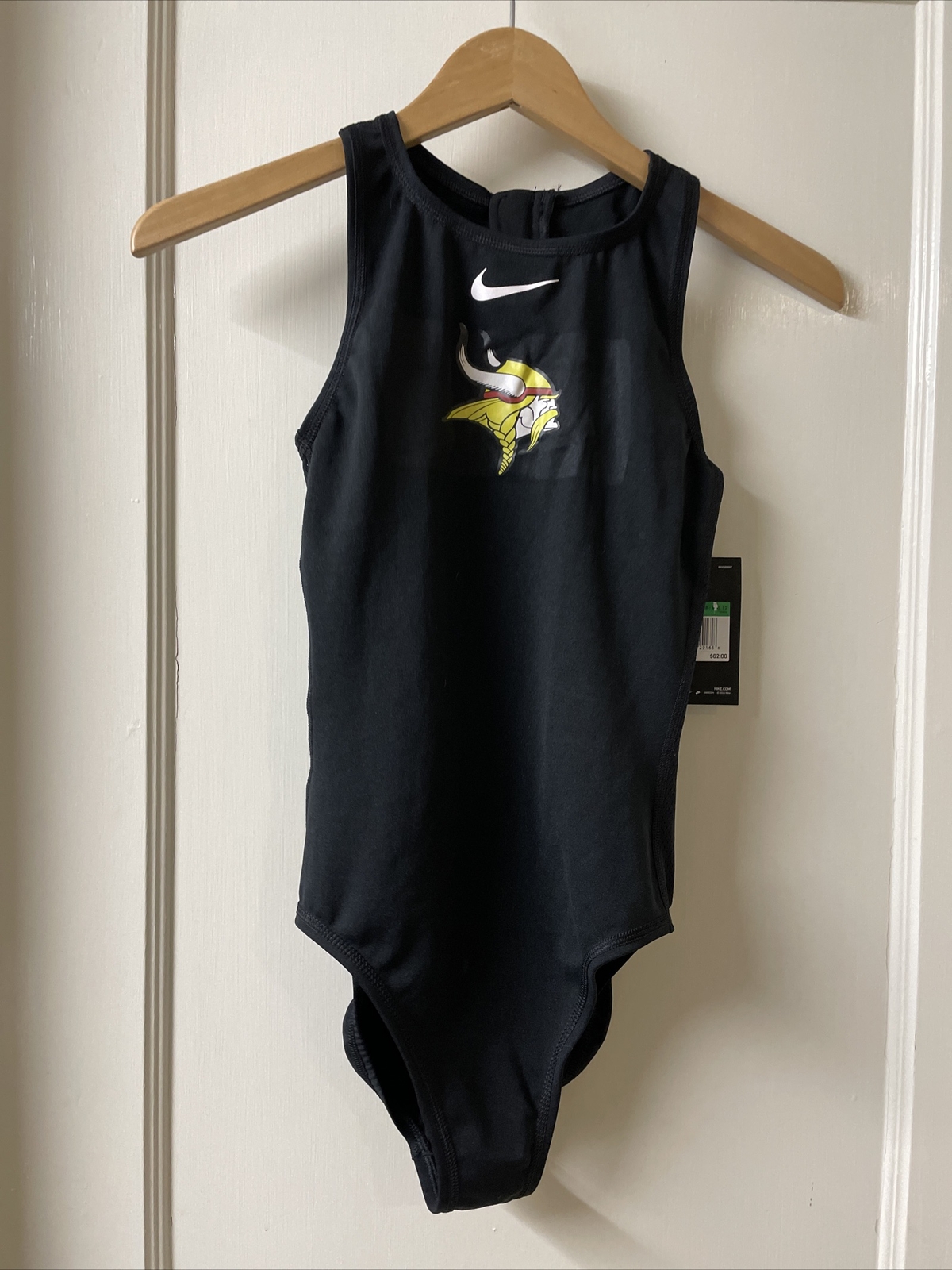 Nike 93210 Solids High Neck Tank Black Size 28 Women Girl 12 NWT