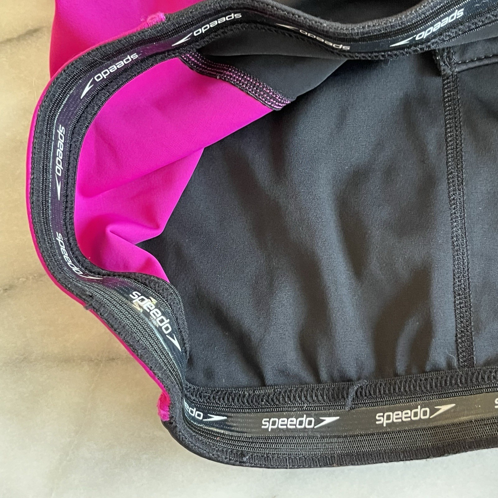Speedo Womens L Fastskin Xenon Triathlon Sleeveless Top w/ Bra Black