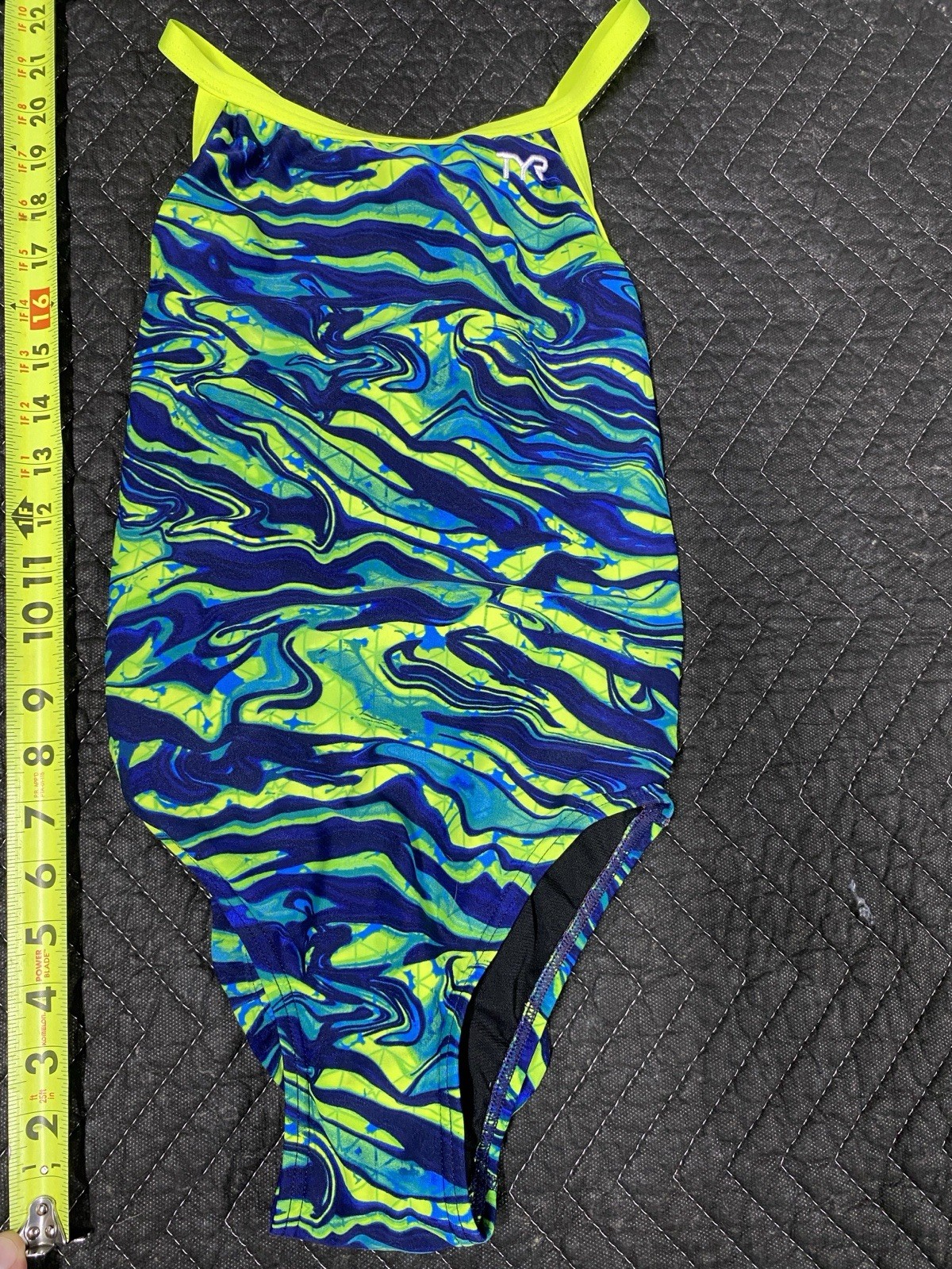 TYR Women’s Competitive One Piece Swimsuit Size 28 Blue Green Pattern
