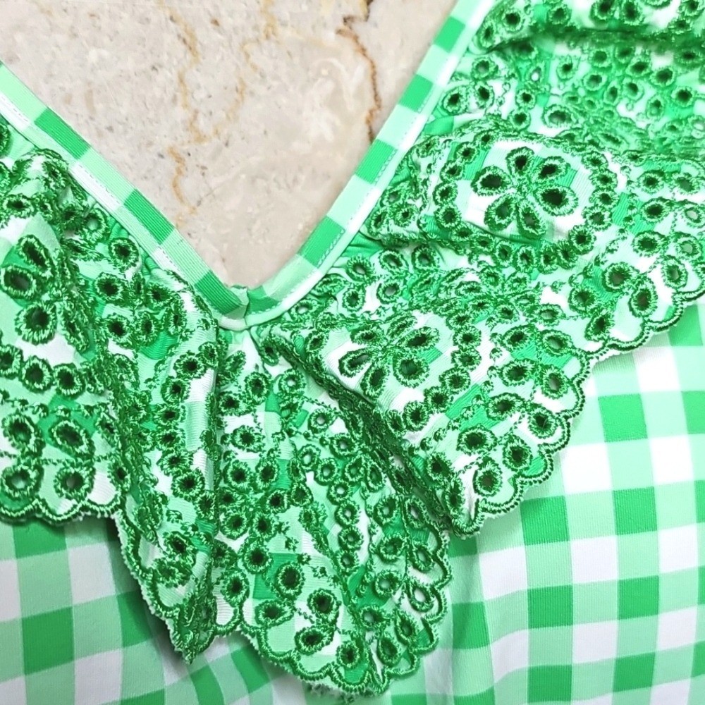 Lands’ End Womens Checked Green White Eyelet Ruffled One Piece Swimsuit 16W