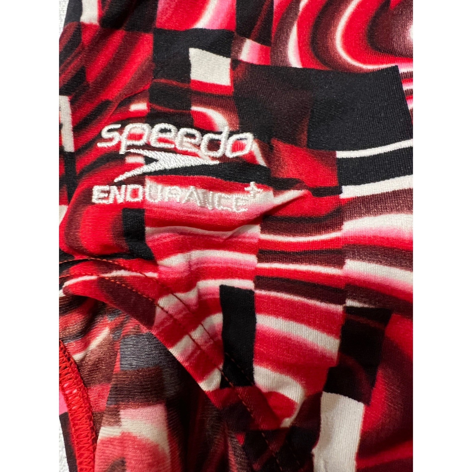 Speedo Endurance+ Womens 32 One Piece Swimsuit Red Black Swirl Geometric Cutout