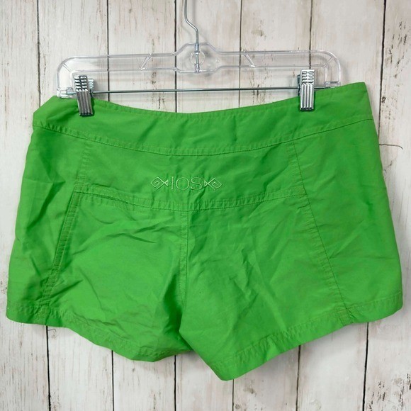 IOS Women’s Green Board Shorts Size 32-inch Waist