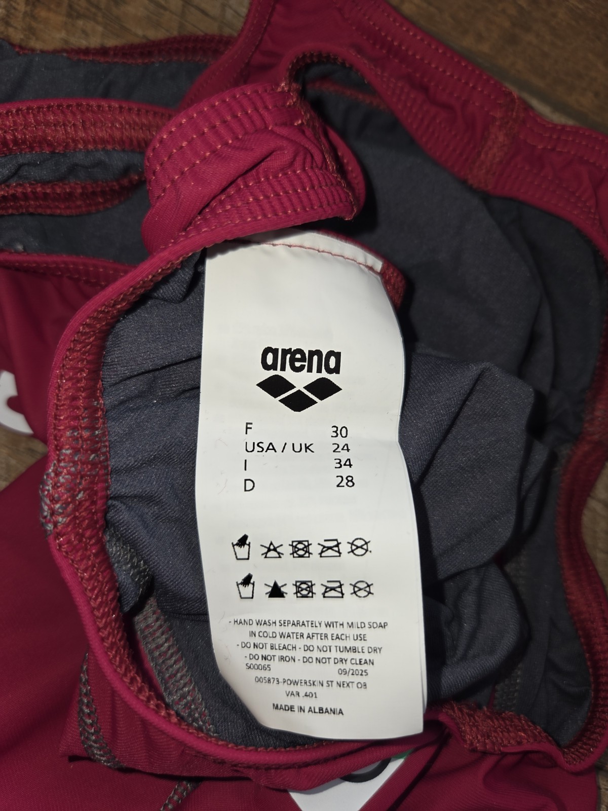 Arena Women’s Powerskin ST Next OB Size 24 (Deep Red) – New with Tags