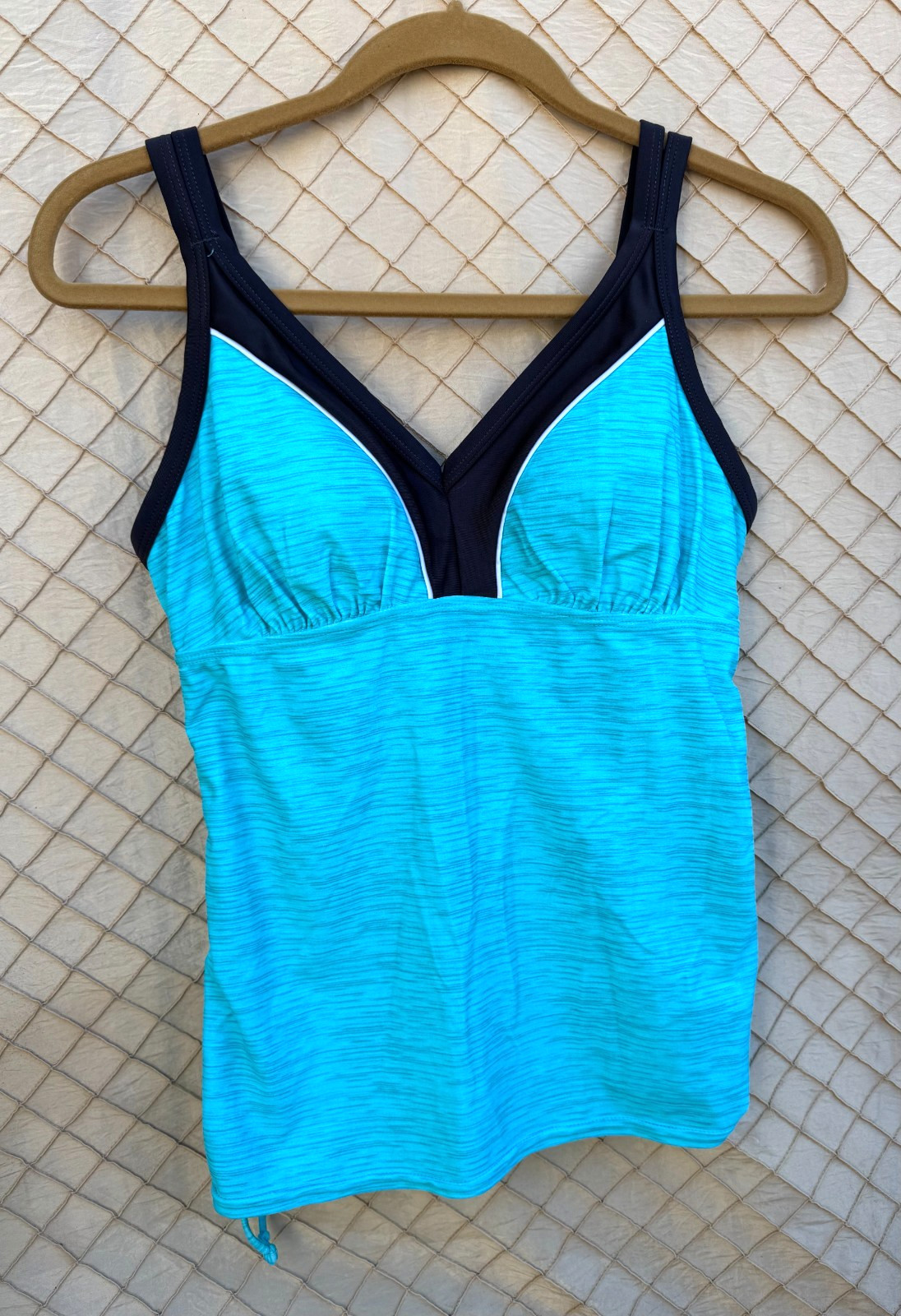 Gerry Size M Women’s Aqua/Black Lightly Padded Adj. Strap Tankini Swim