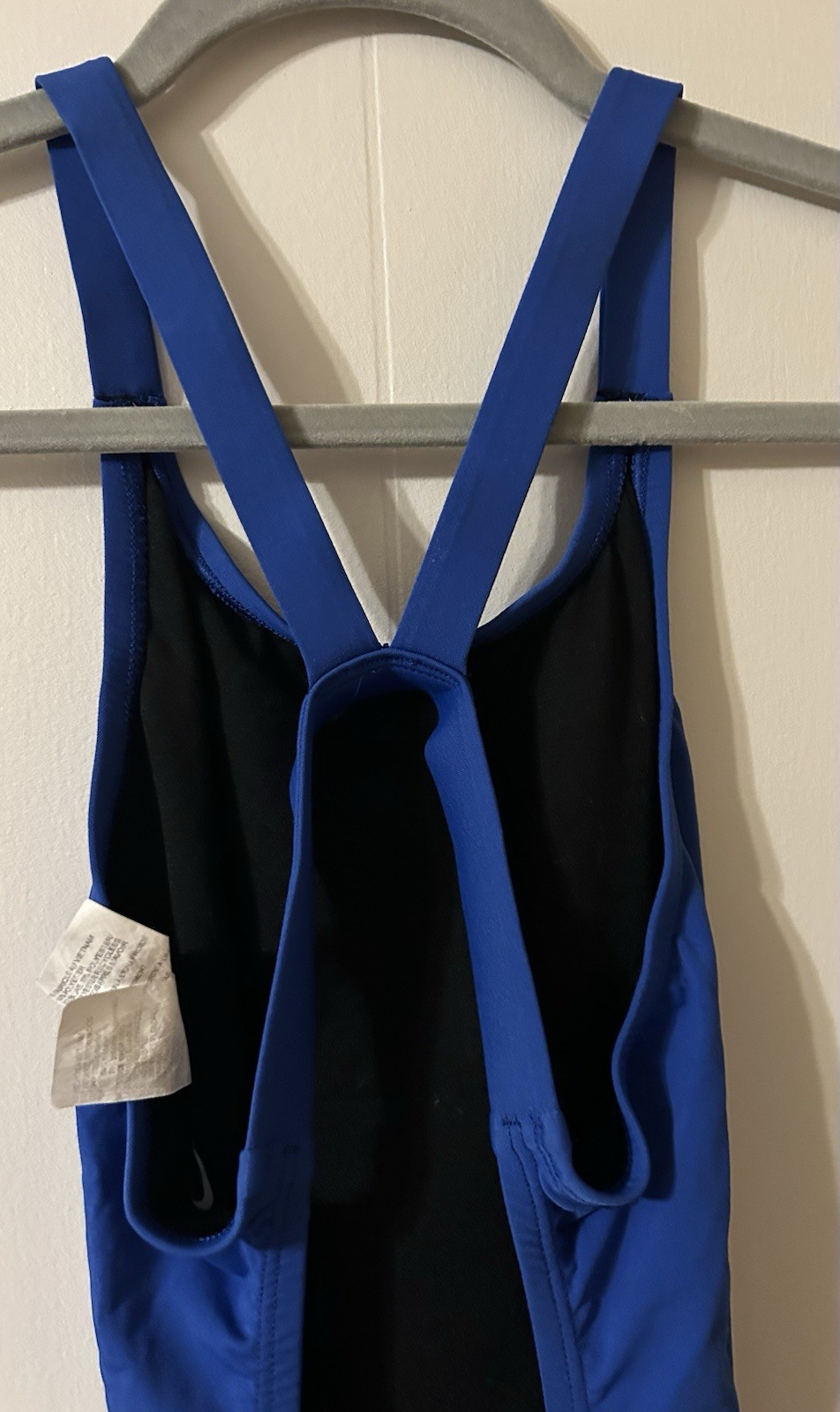 Nike Women’s HydraStrong Solid Fastback One-Piece Royal Blue Swimsuit, 36/10