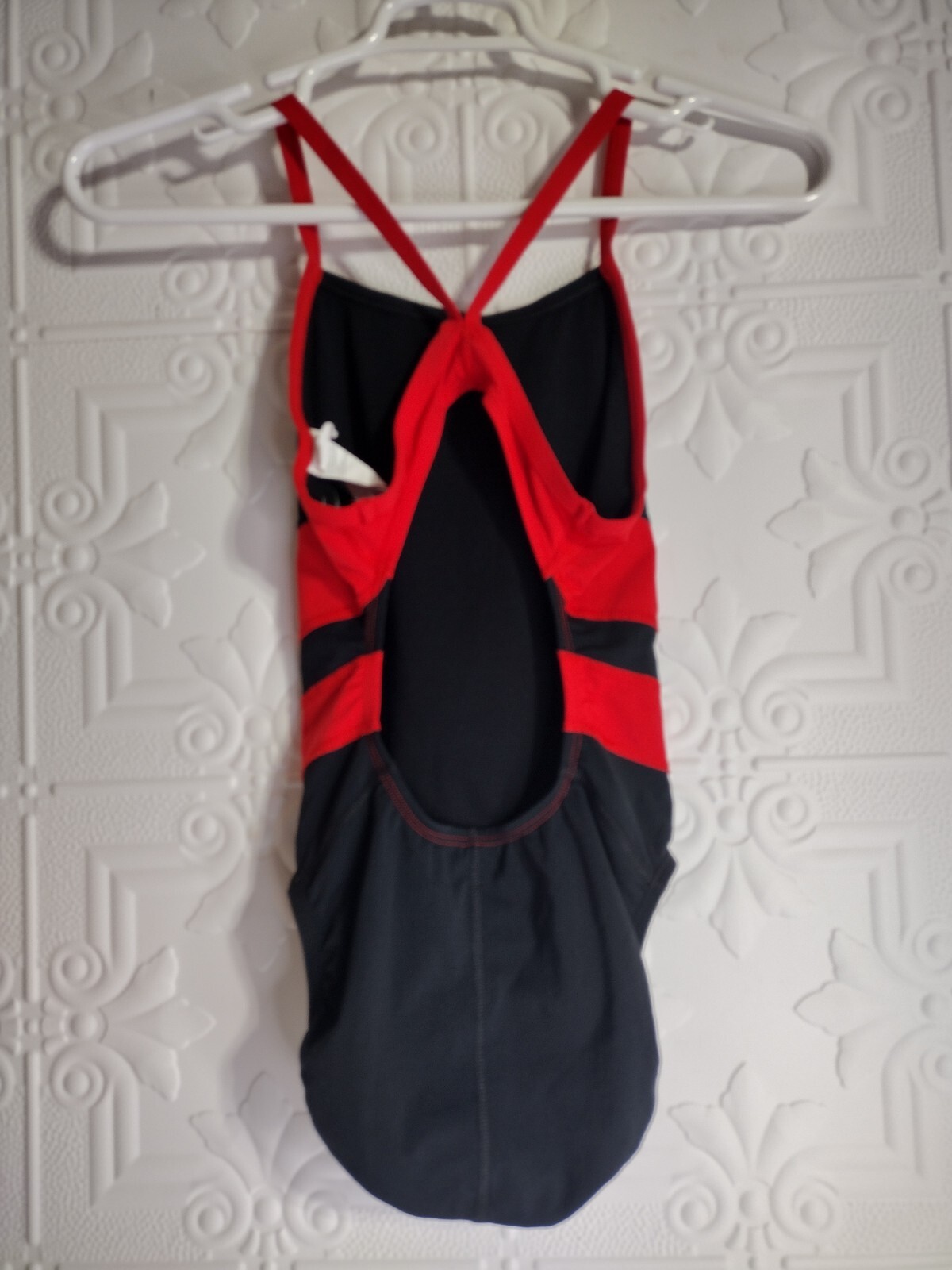 Nike Swimsuit Vex Racerback One Piece Colorblock Black Red Women’s Sz 32/6