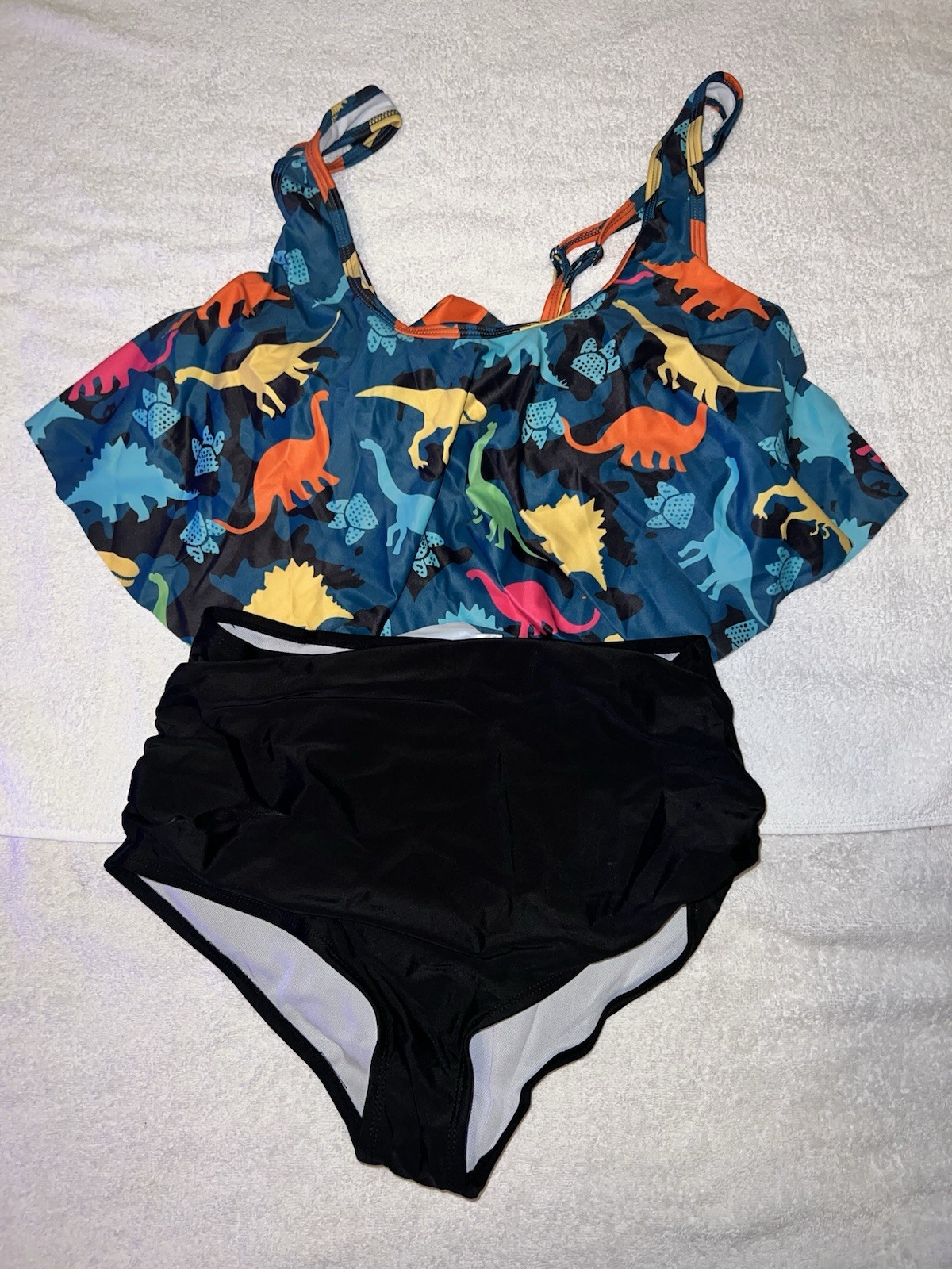 New Women’s 2pc Swim Suit *Large*