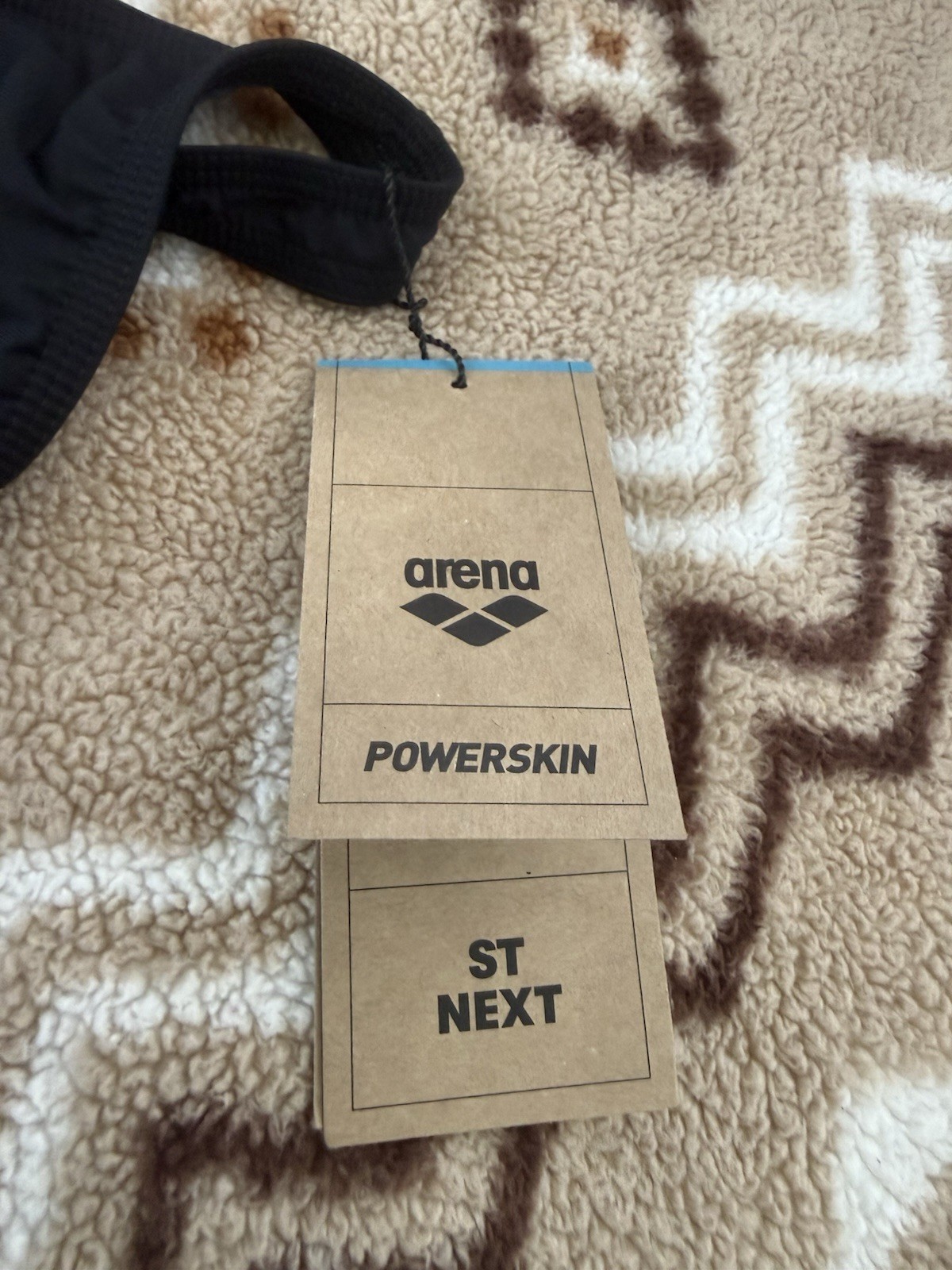 Arena Powerskin ST Next Open Back Kneeskin – Size US 28 / F 34 – NWT Black