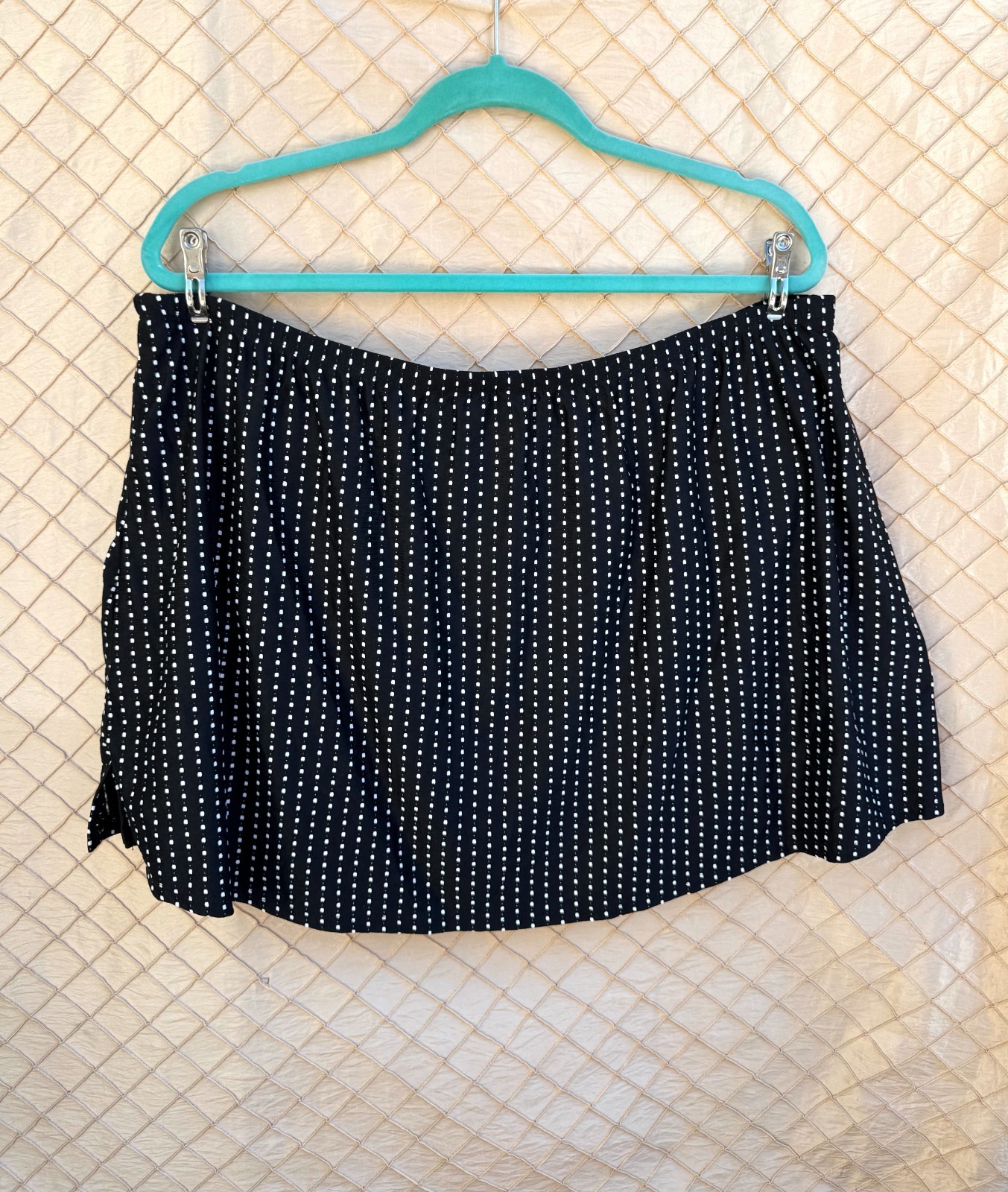Cacique Swim Women’s Size 22 Black Polk a dot Swim Bottoms/Skirt