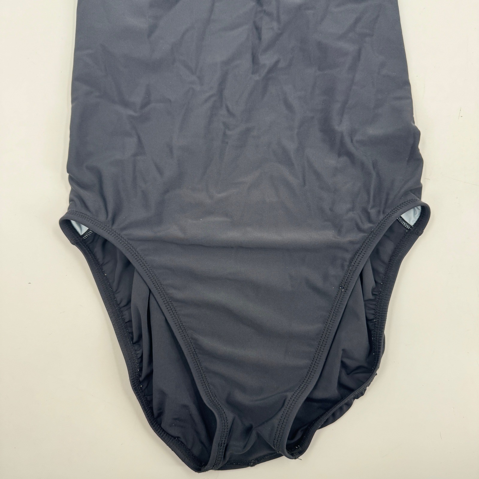 Nike One Piece Swimsuit Womens 38 12 Black Performance V-Back Training Swimwear