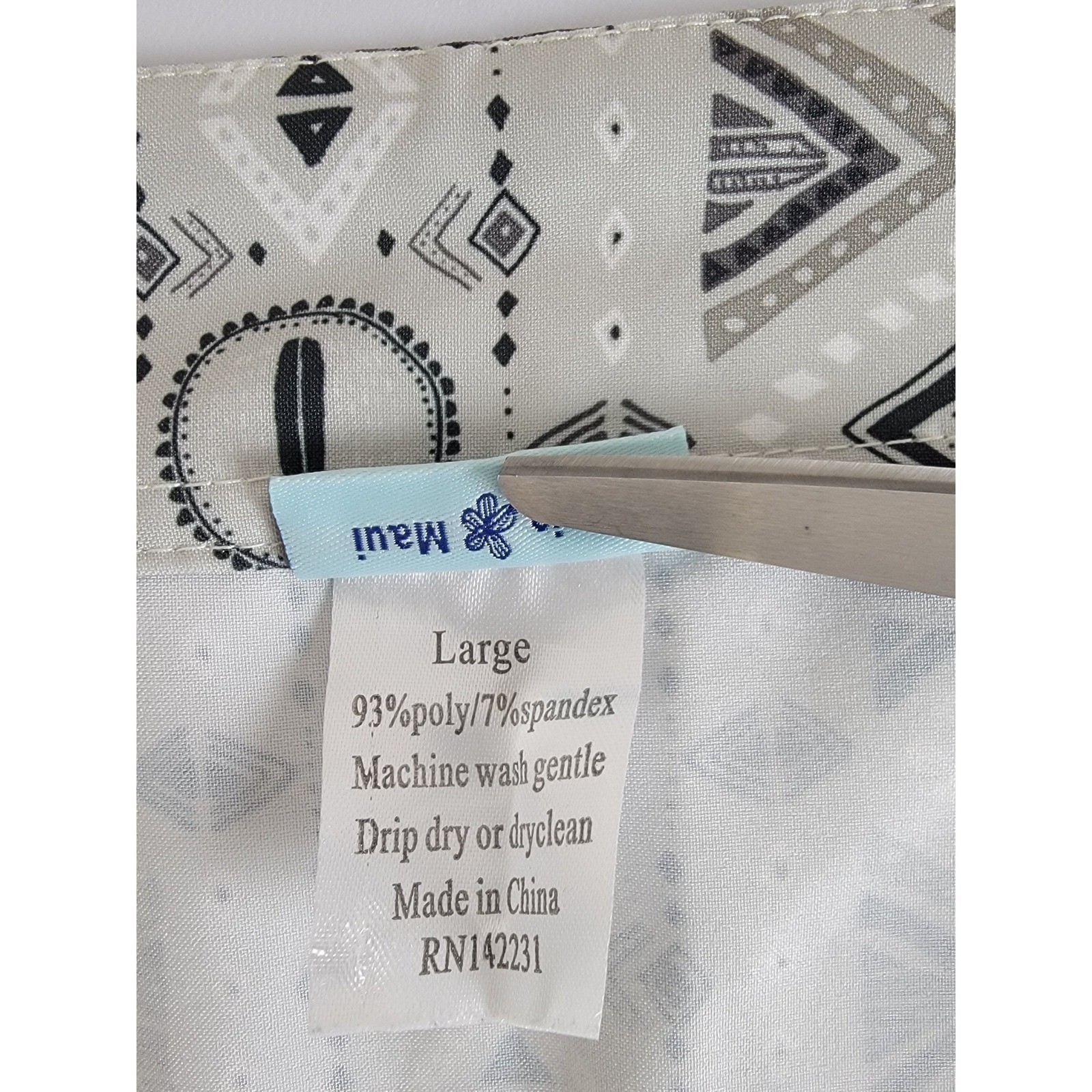 RipSkirt Hawaii Wrap Skirt L Grey Tribal Geometric Length 2 Travel Beach