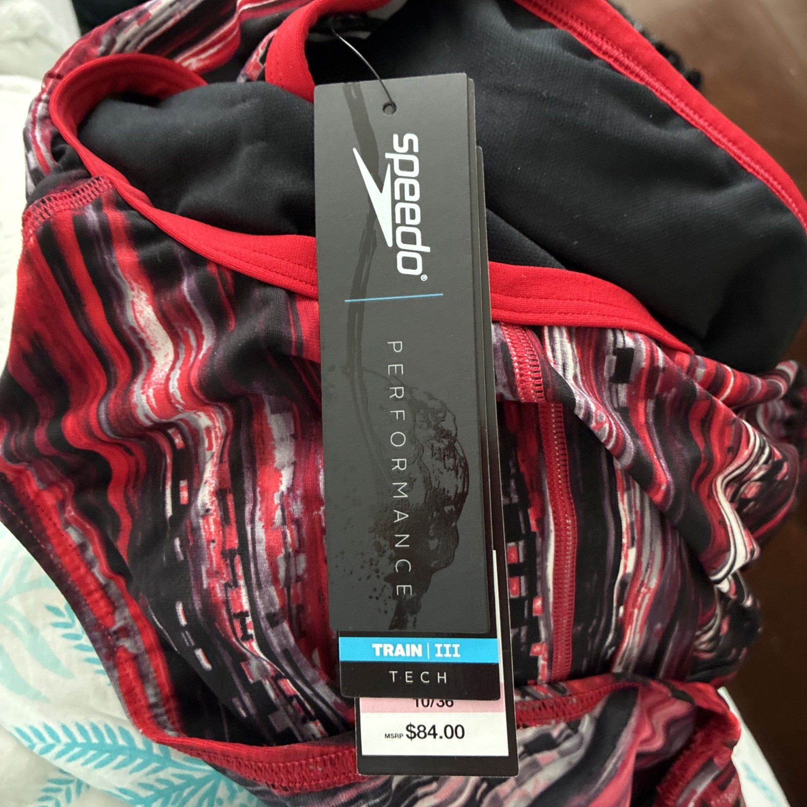 Speedo One-Piece Swimsuit Endurance+ Conquers All Flyback 10/36 NWT $84