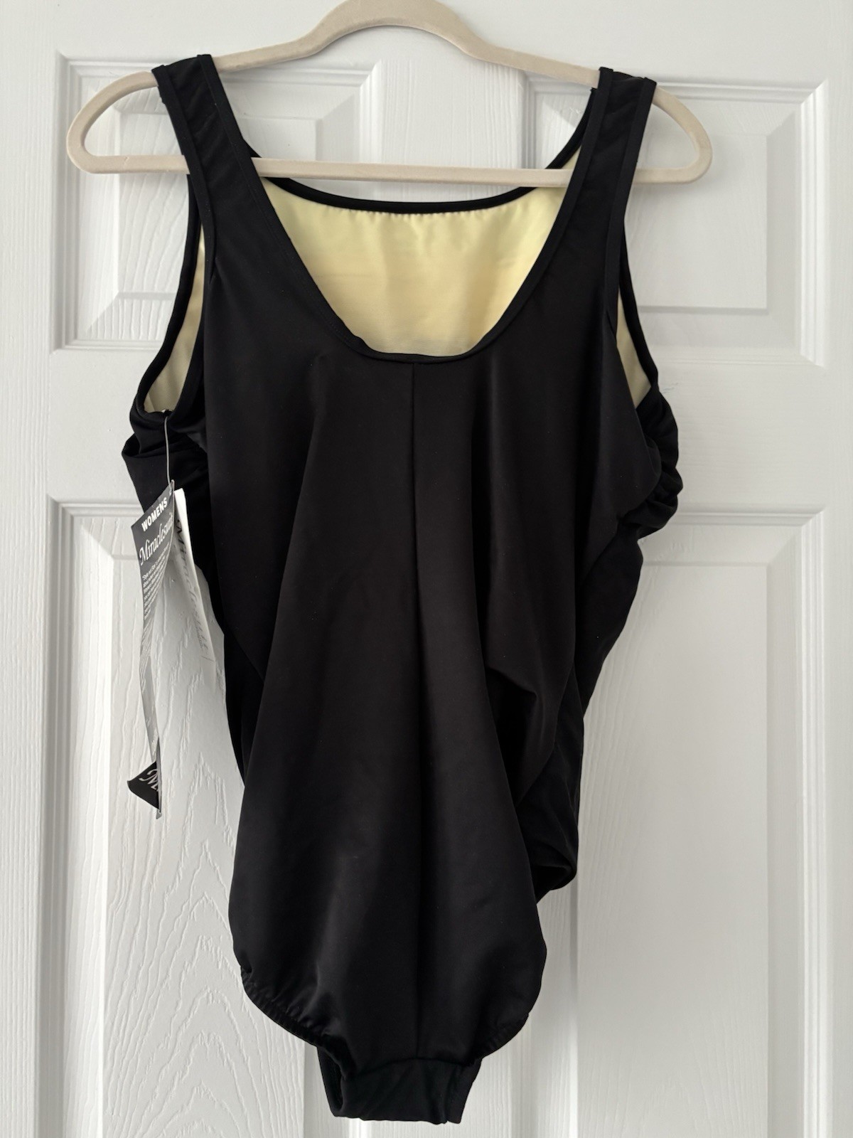 NEW!Women’s 18W MIRACLESUIT Bathing Suit by Swim Shaper Black/Aqua/White Has Tag