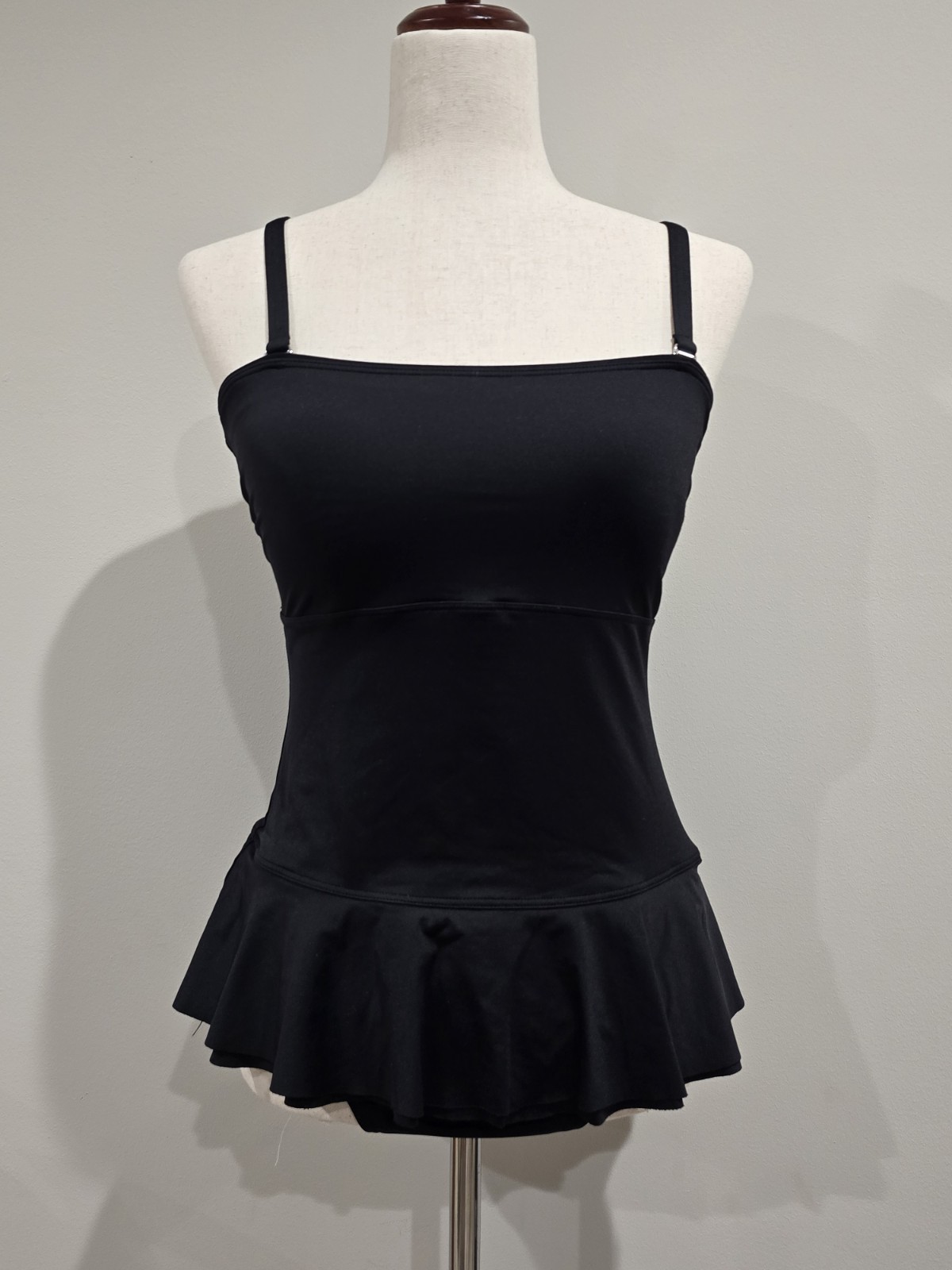 Lands’ End Women’s Sculpting Suit Ruffle Bandeau One Piece Swimsuit Sz 10 Black