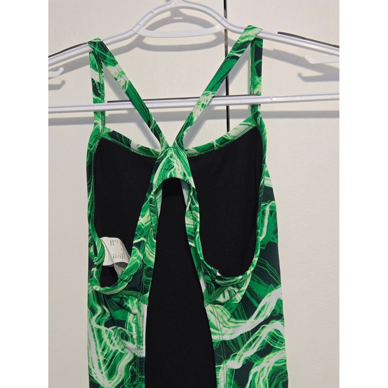 Nike One Piece Swimsuit Womens Size 6 Green Abstract Print Racerback