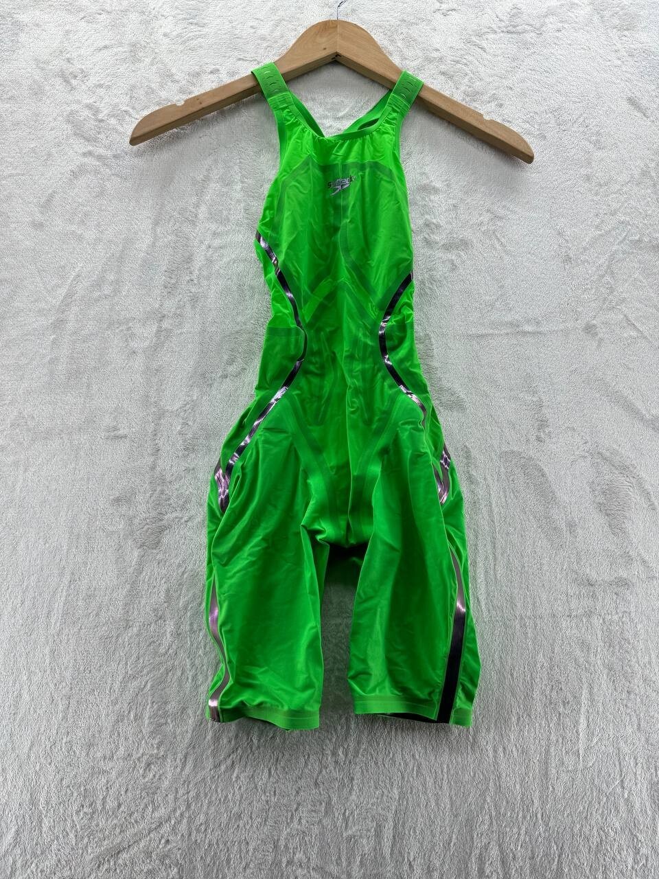 NWT – Speedo Women’s Lzr Racer X Open Back Kneeskin Swimsuit Bright Green Sz 21