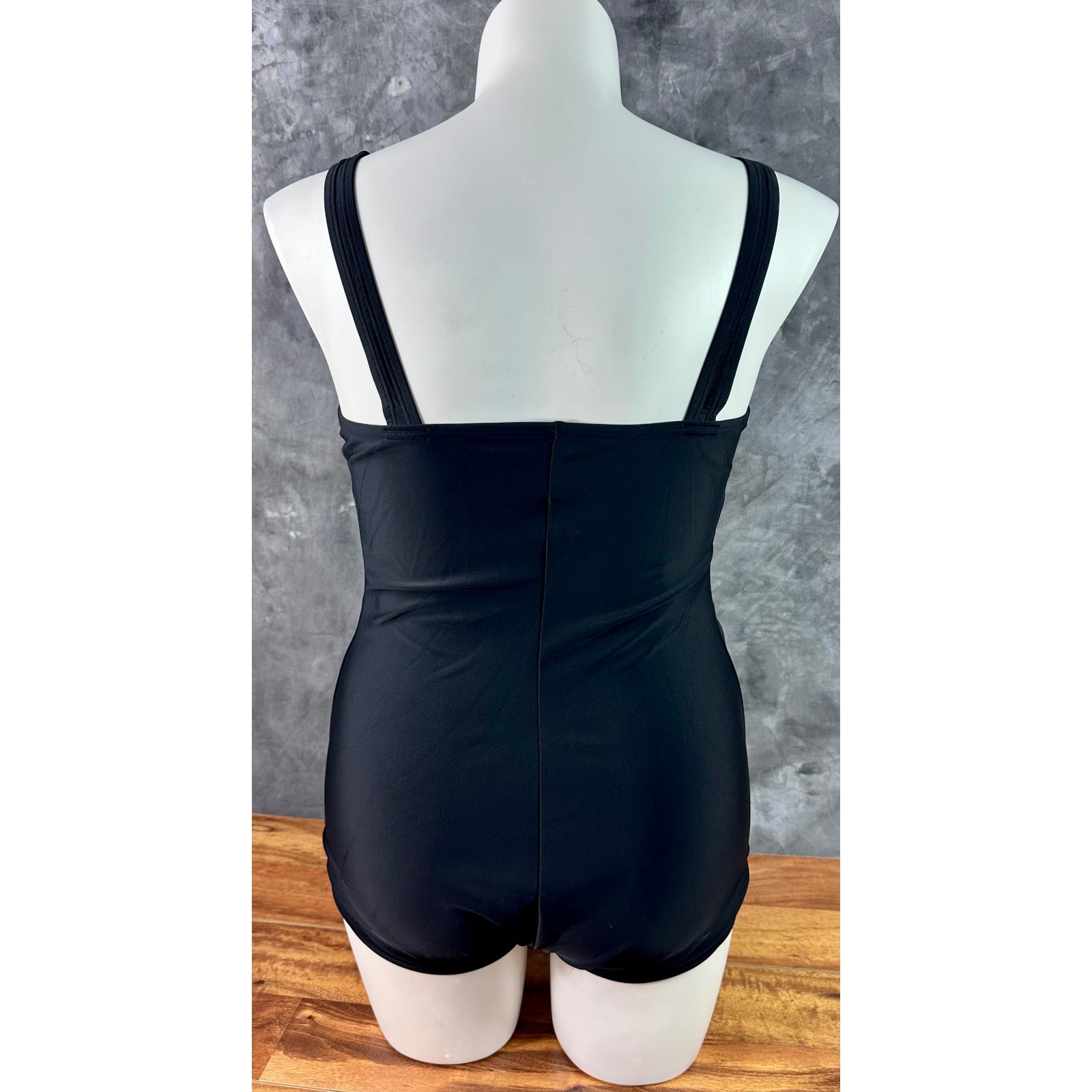 Speedo Women’s Style # 7722256 Black Ruched 1 Pc Swimsuit sz XXL (16257) NEW