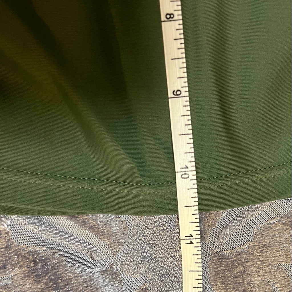 Athleta Green Lined Micro Mini Athletic Skort Women’s Medium (b9)