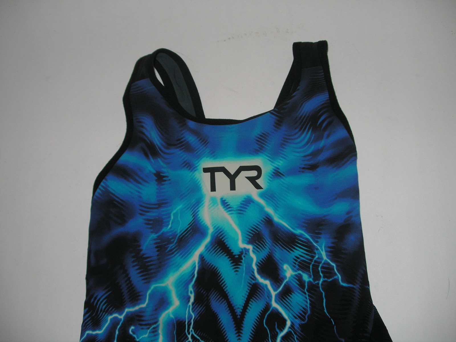 TYR Women’s Venzo Phantom Oblivion Close Bck Kneeskin Tech Suit Swimsuit 26 Blue