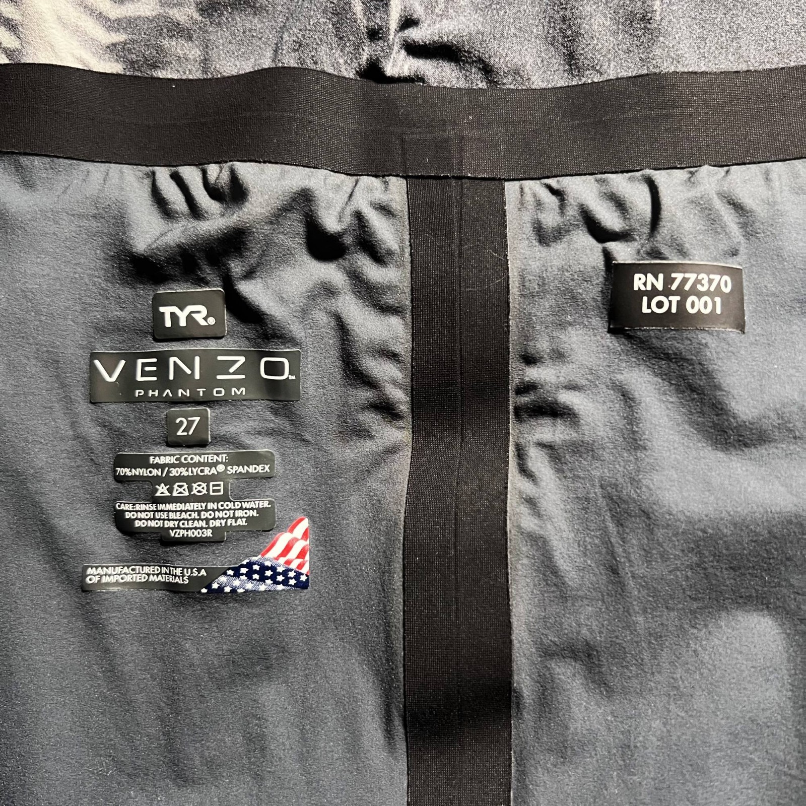TYR Women’s Venzo Phantom Oblivion Closed Back Kneeskin Tech Suit Swimsuit 27