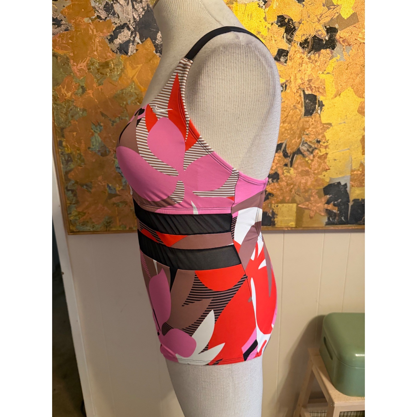 Nike Jungle One Piece Women’s Swim Suit With Mesh Cut Outs EUC XL