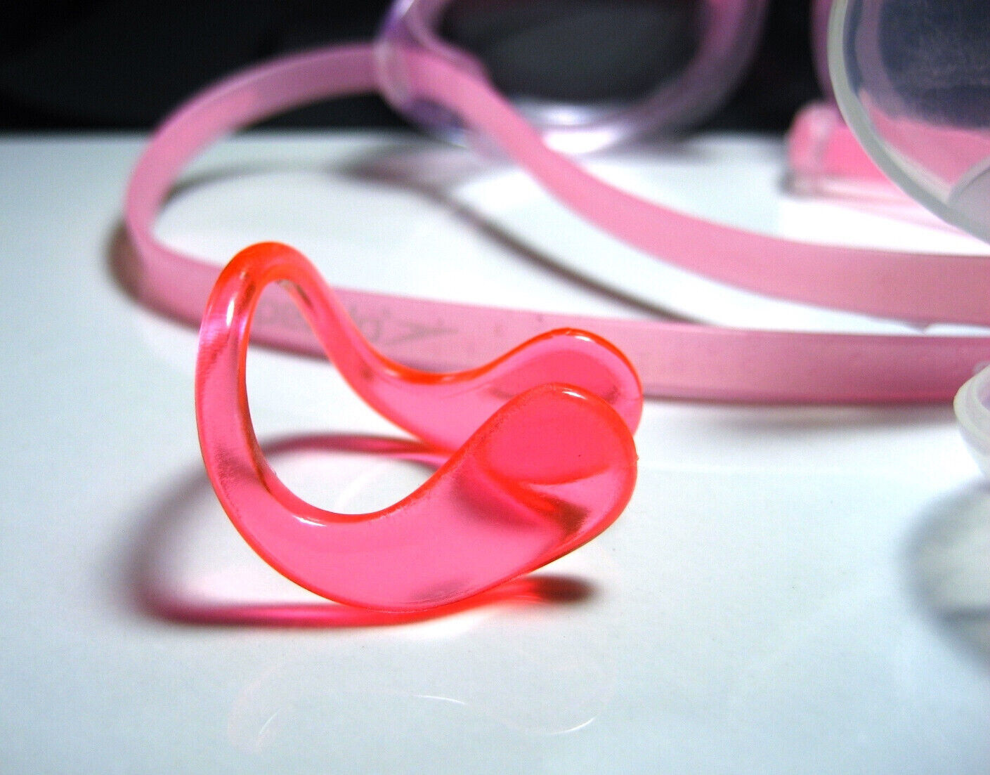 SPEEDO Women’s Pink Goggles Swimming SET Nose Plug Earplugs With Case