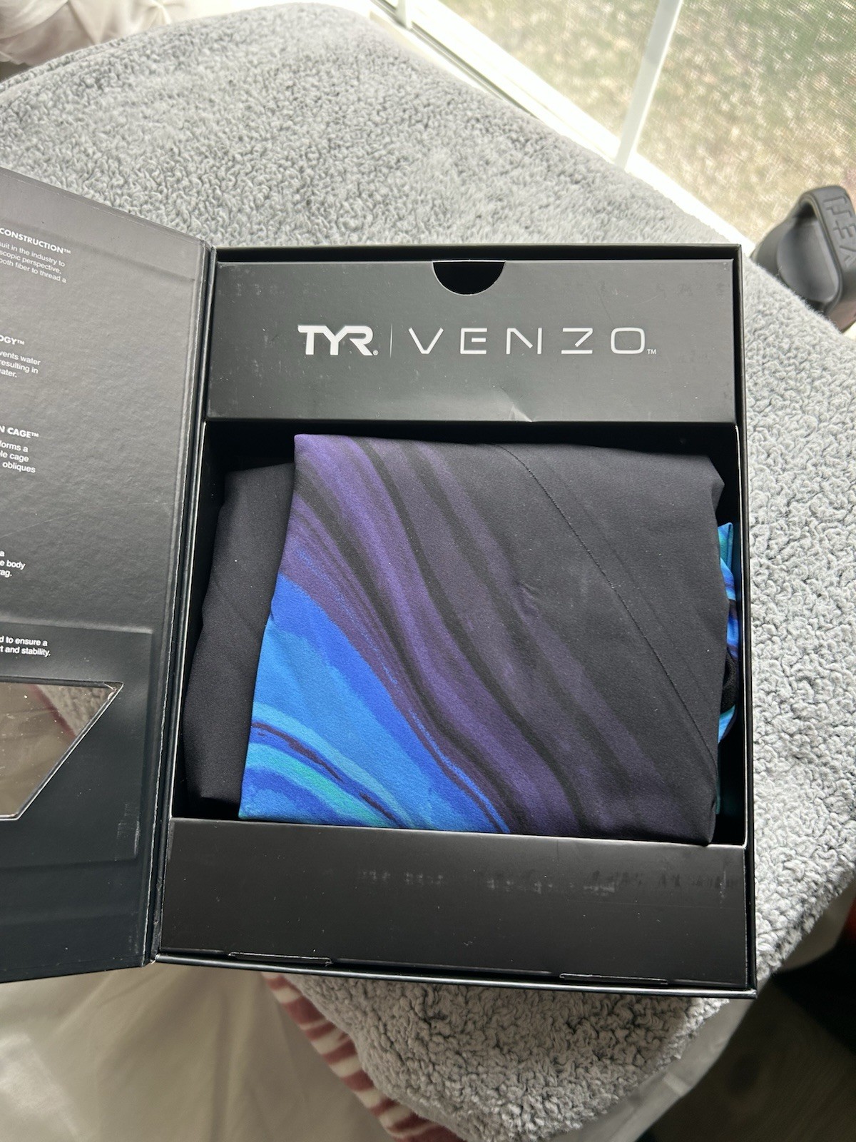 TYR Venzo Open Back Size 27 Tech Suit Kneeskin Swimsuit