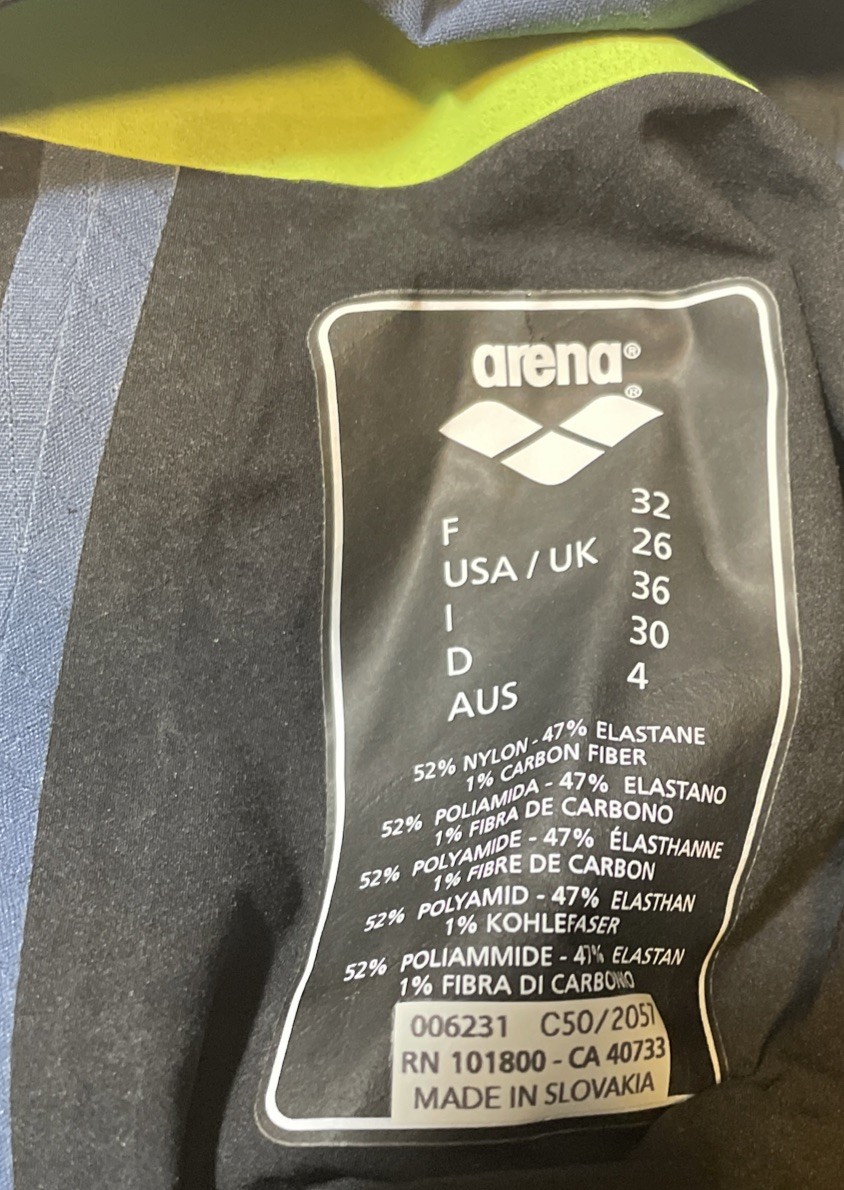 Very Good Condition. Arena Women’s Carbon Flex VX Powerskin, Size 26