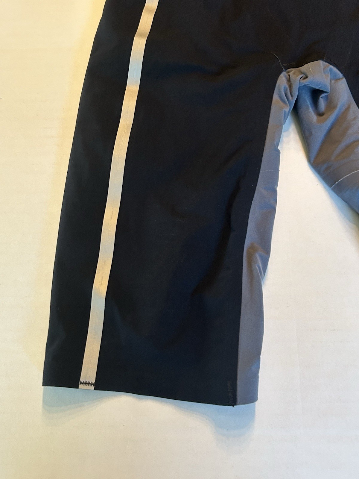 V3 TEAM VICI FEMALE POWERBACK TECHNICAL RACING SWIMSUIT BLACK SILVER SZ 24 Women