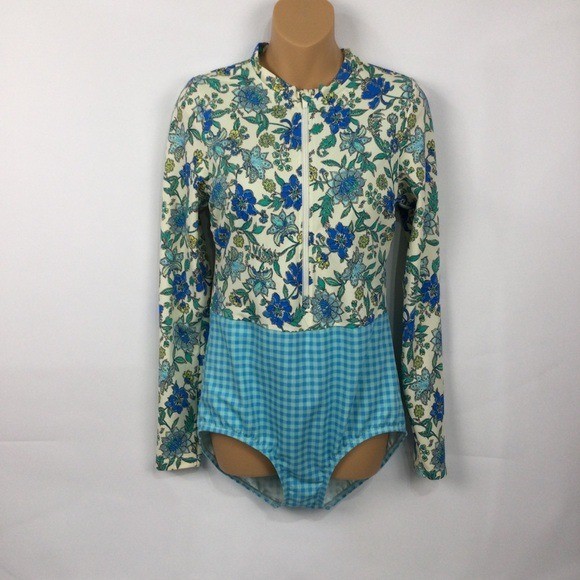 Land’s End Tugless Sporty UPF 50 Floral Gingham Long Sleeve Swimsuit Size 12