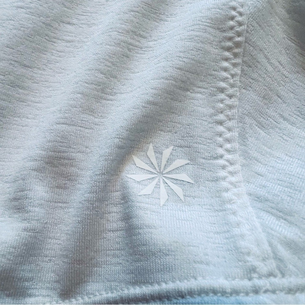 Athleta Pacifica White short sleeve rashguard zip center hidden pocket NWOT XL