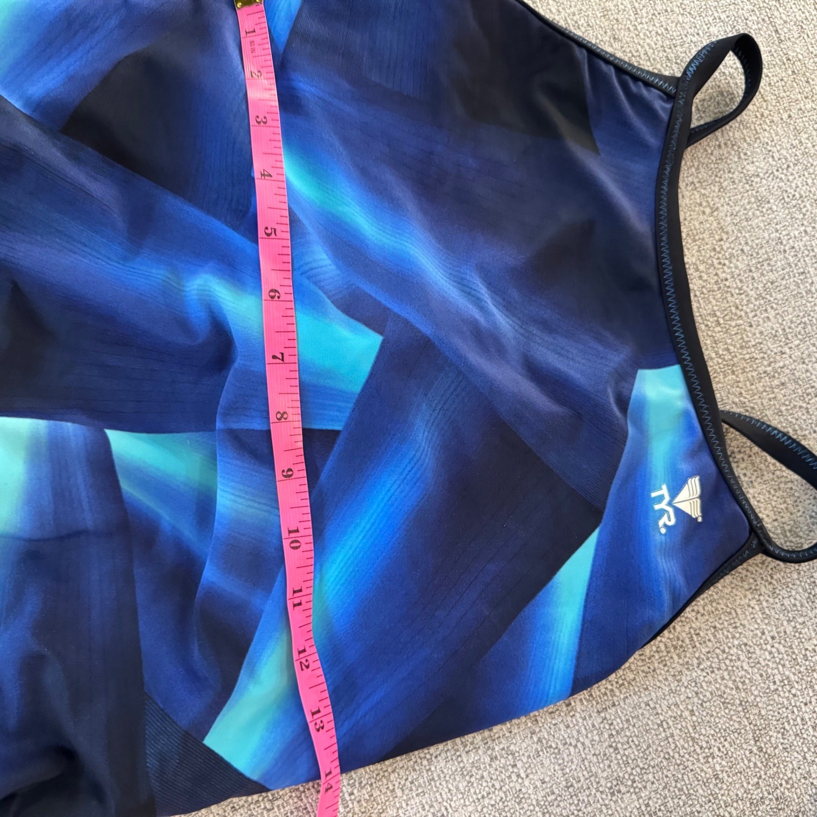 TYR Womens One Piece Competition Training Durafast Diamondfit Swimsuit Size 28