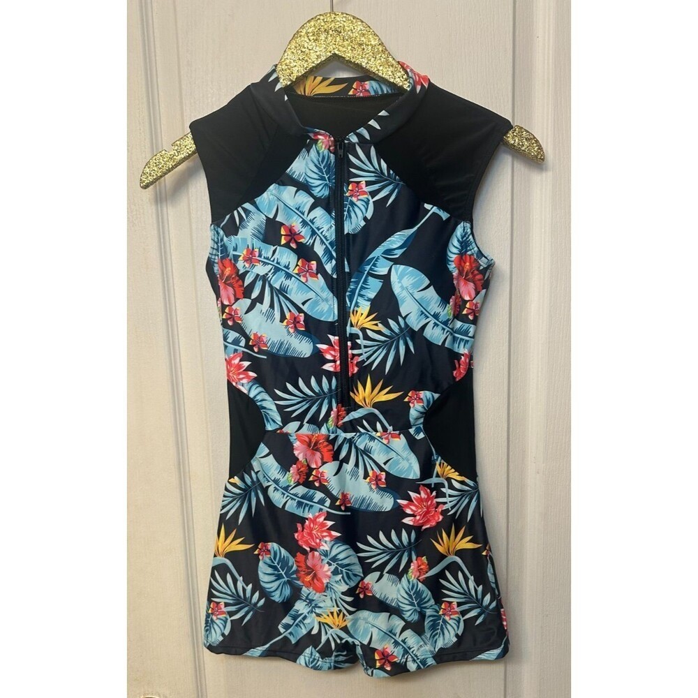 Shein Women’s Floral Wetsuit Swim 1 Piece Size Small
