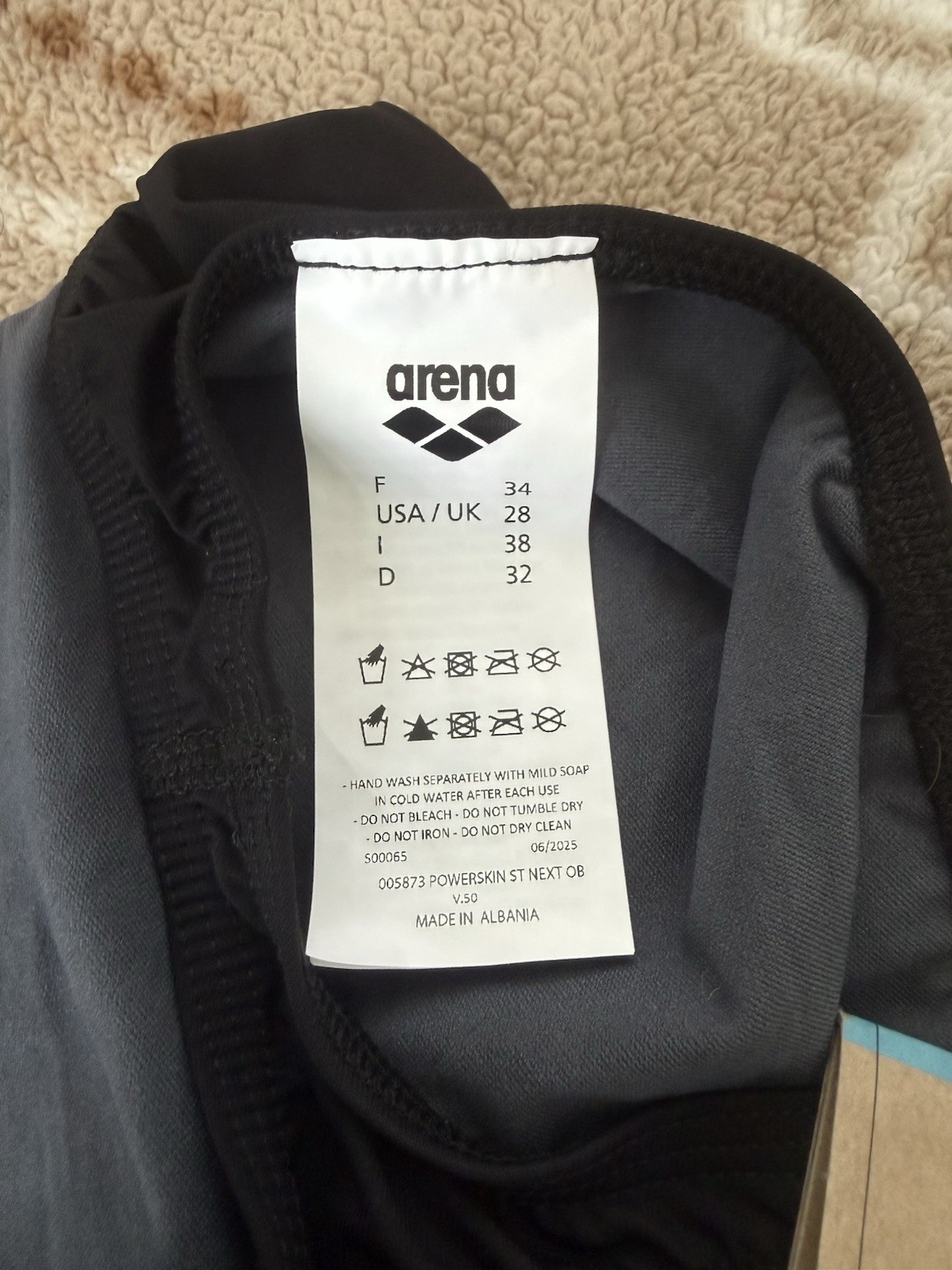 Arena Powerskin ST Next Open Back Kneeskin – Size US 28 / F 34 – NWT Black