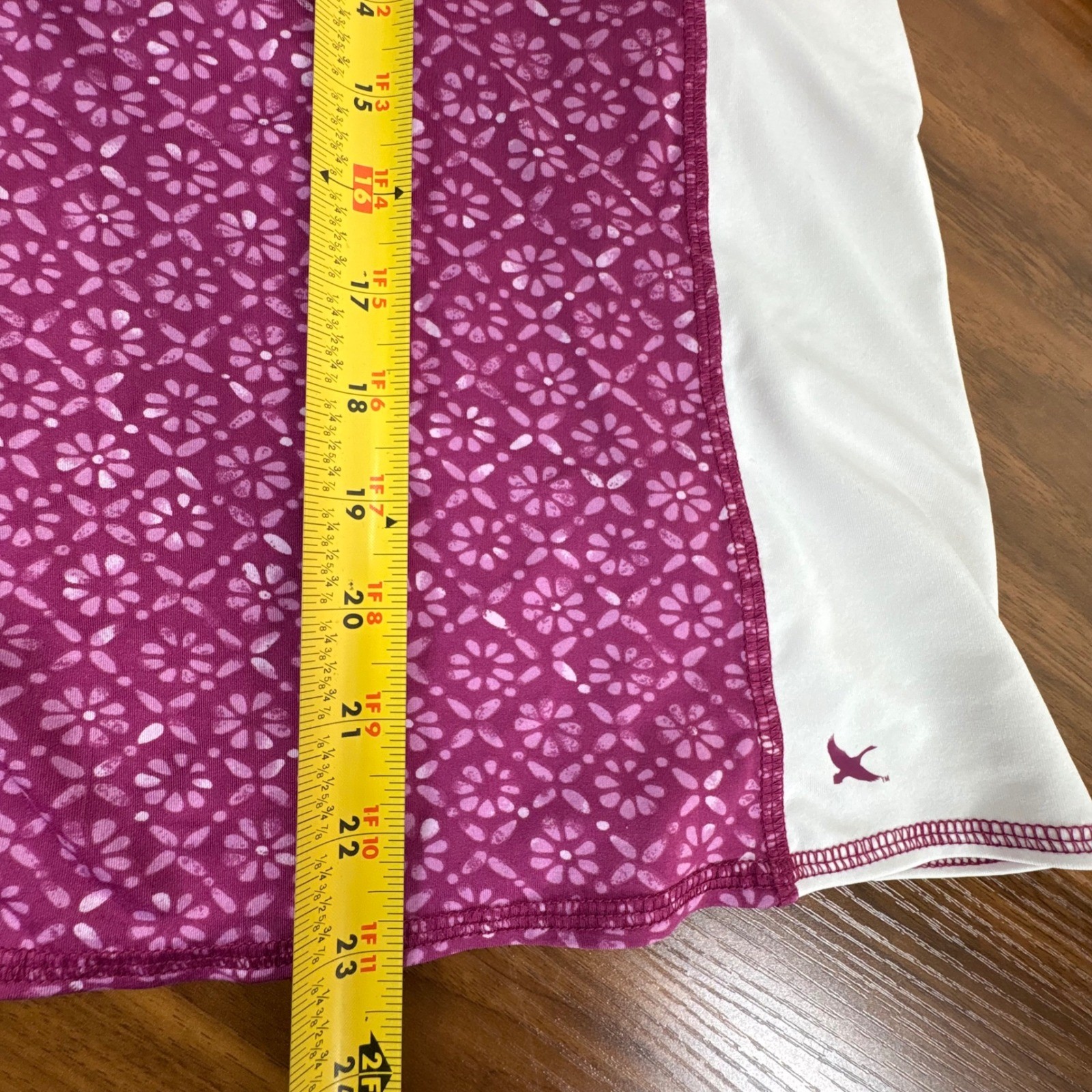 Eddie Bauer Long Sleeve Amphib Rashguard Swim Top Berry Pink Floral White Large