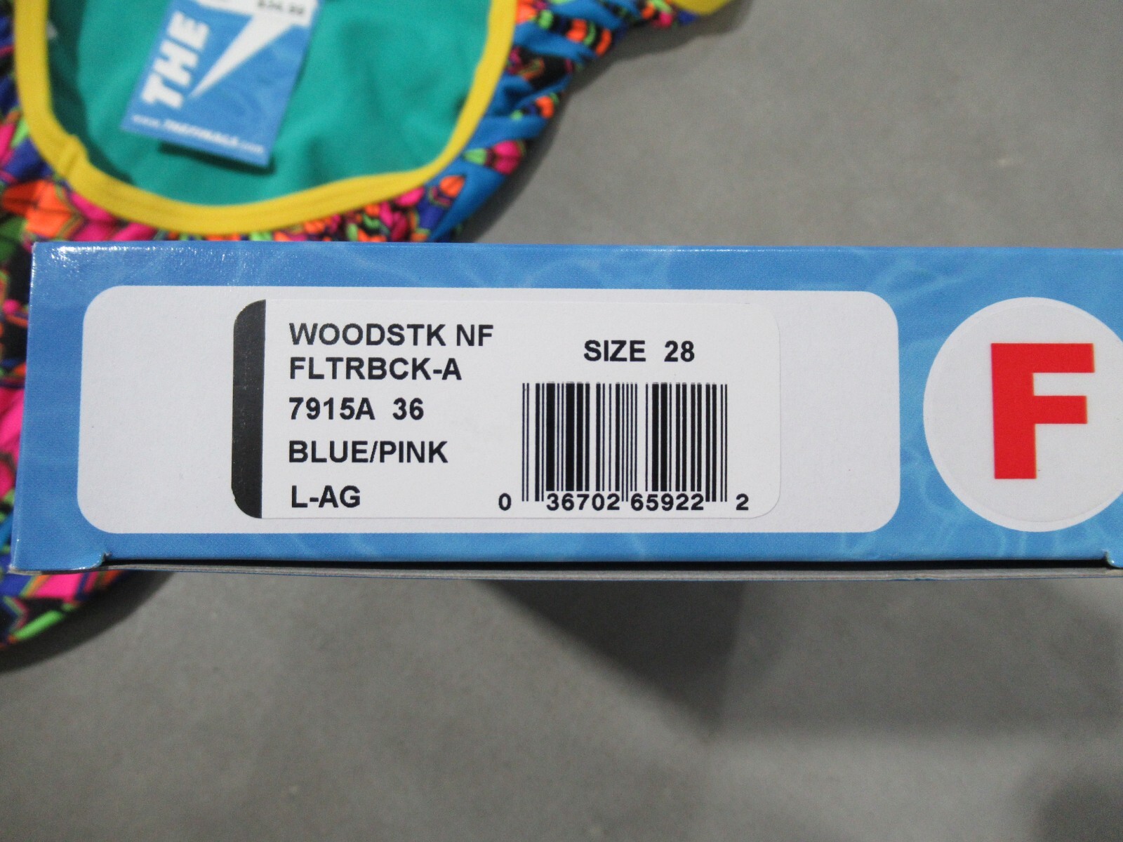 TYR The Finals Woodstck Size 28 Blue Pink *NWT*