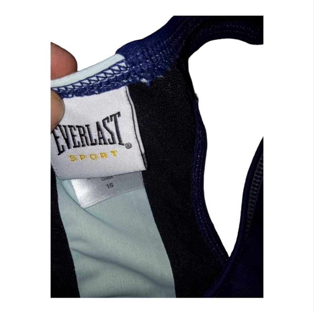 EVERLAST Womens 1/2 Zipper Racerback Style SPORTS BRA and shorts swim