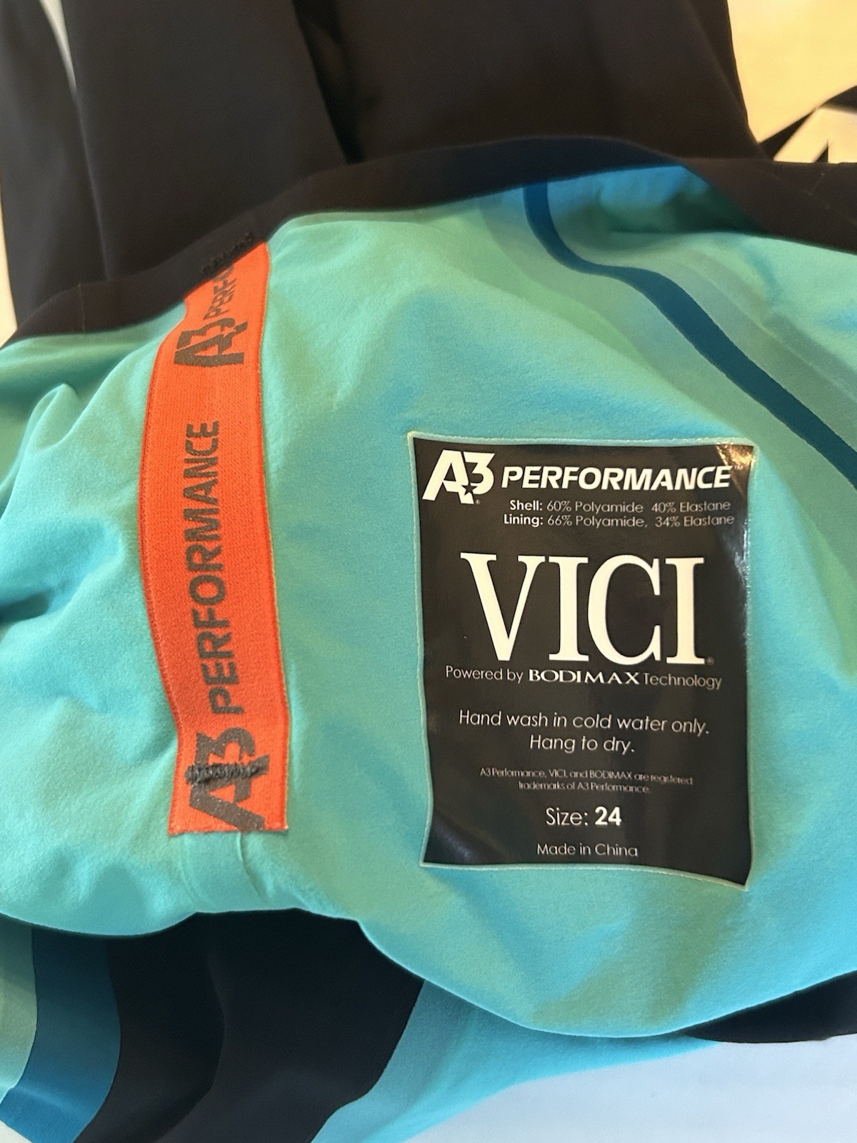 V3 TEAM VICI FEMALE POWERBACK TECHNICAL RACING SWIMSUIT BLACK SILVER SZ 24 Women