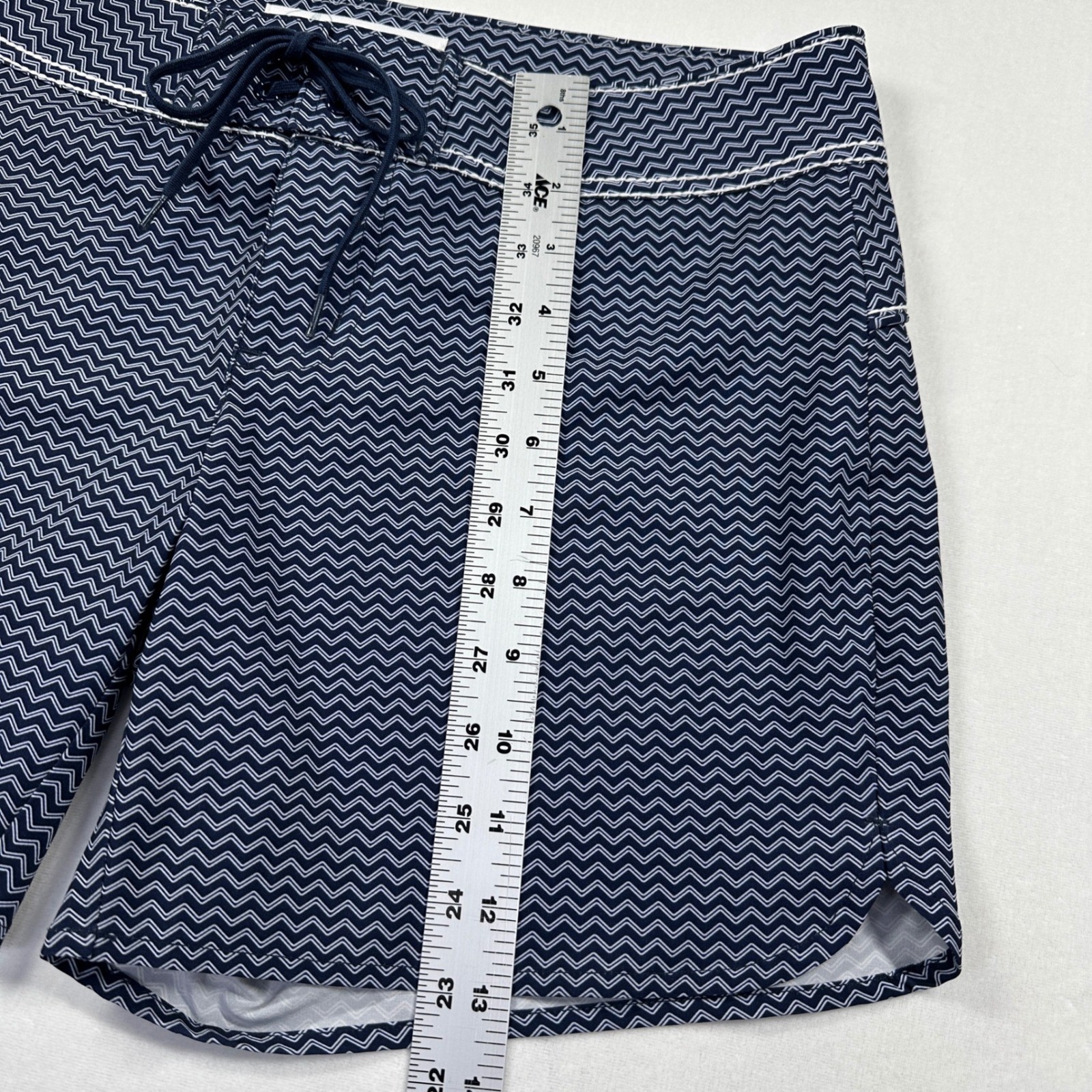 New Carve Designs Paddle Board Swim Shorts 4 Navy Blue Chevron Zig Zag Coastal
